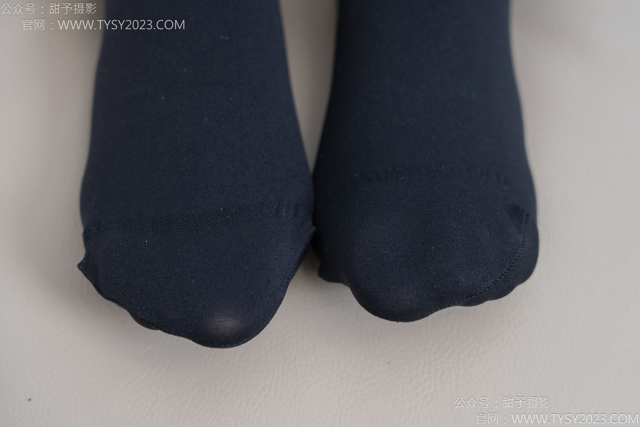 甜予摄影 No.187 知知 - 高跟鞋、厚黑丝/(127P)