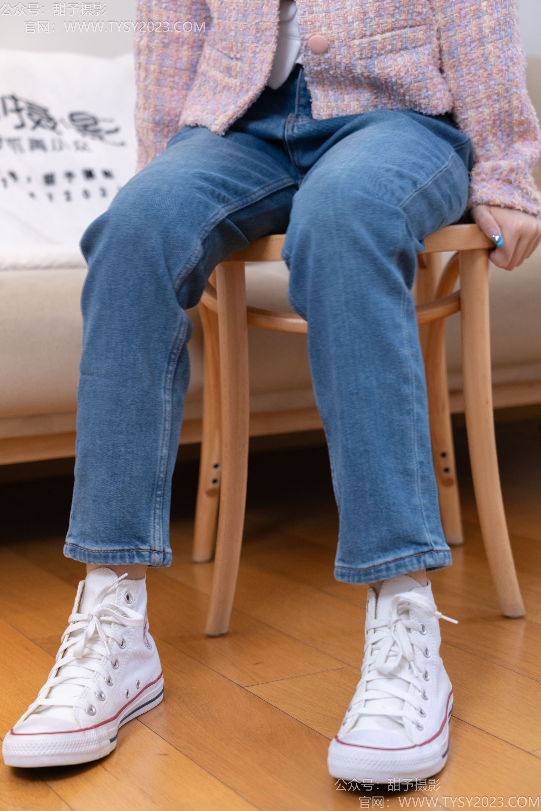 甜予摄影 No.189 璇璇 - 帆布鞋、裸足、抖腿剧情/(134P)