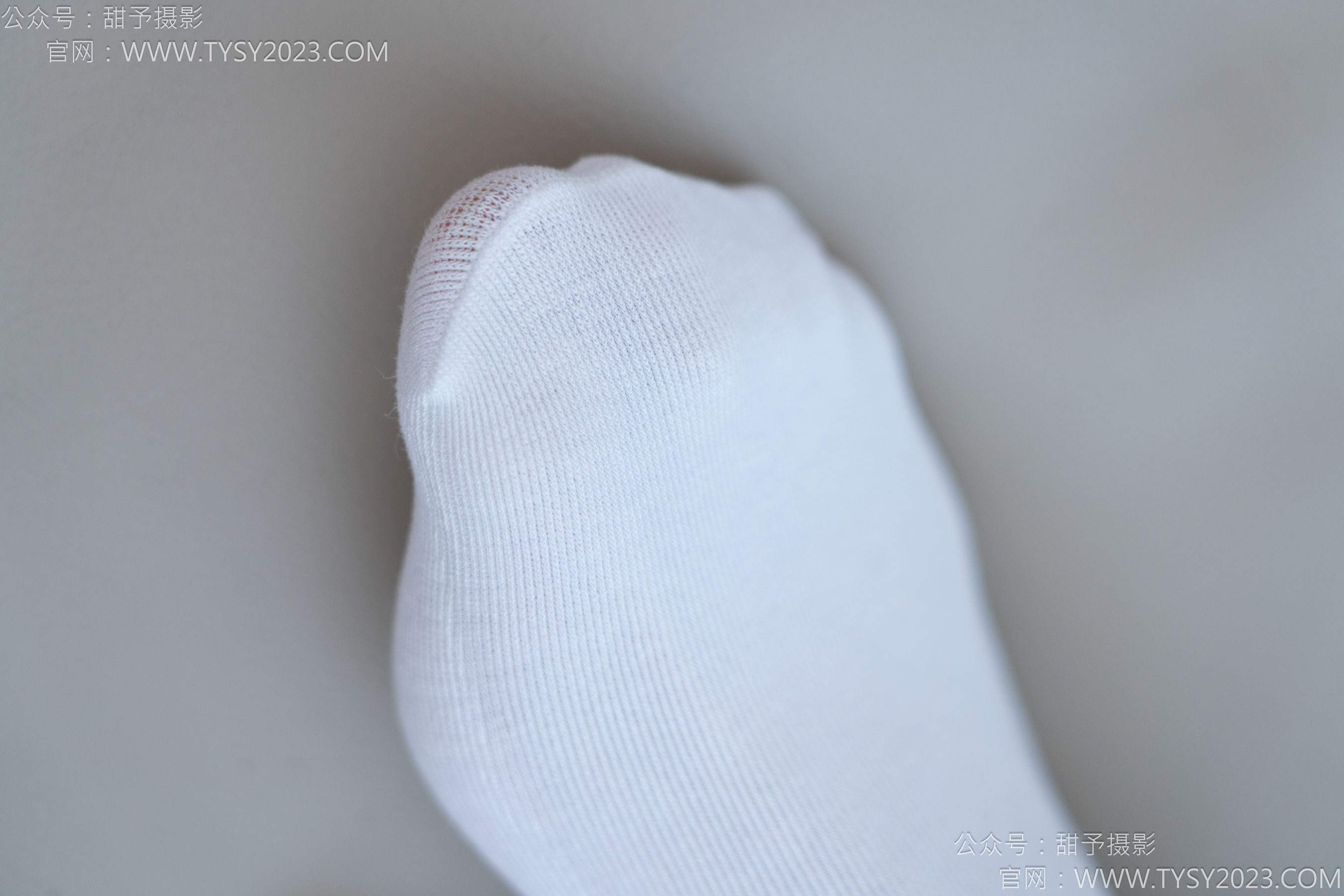 甜予摄影 No.164 珞珞 - 板鞋、白棉袜、裸足/(130P)