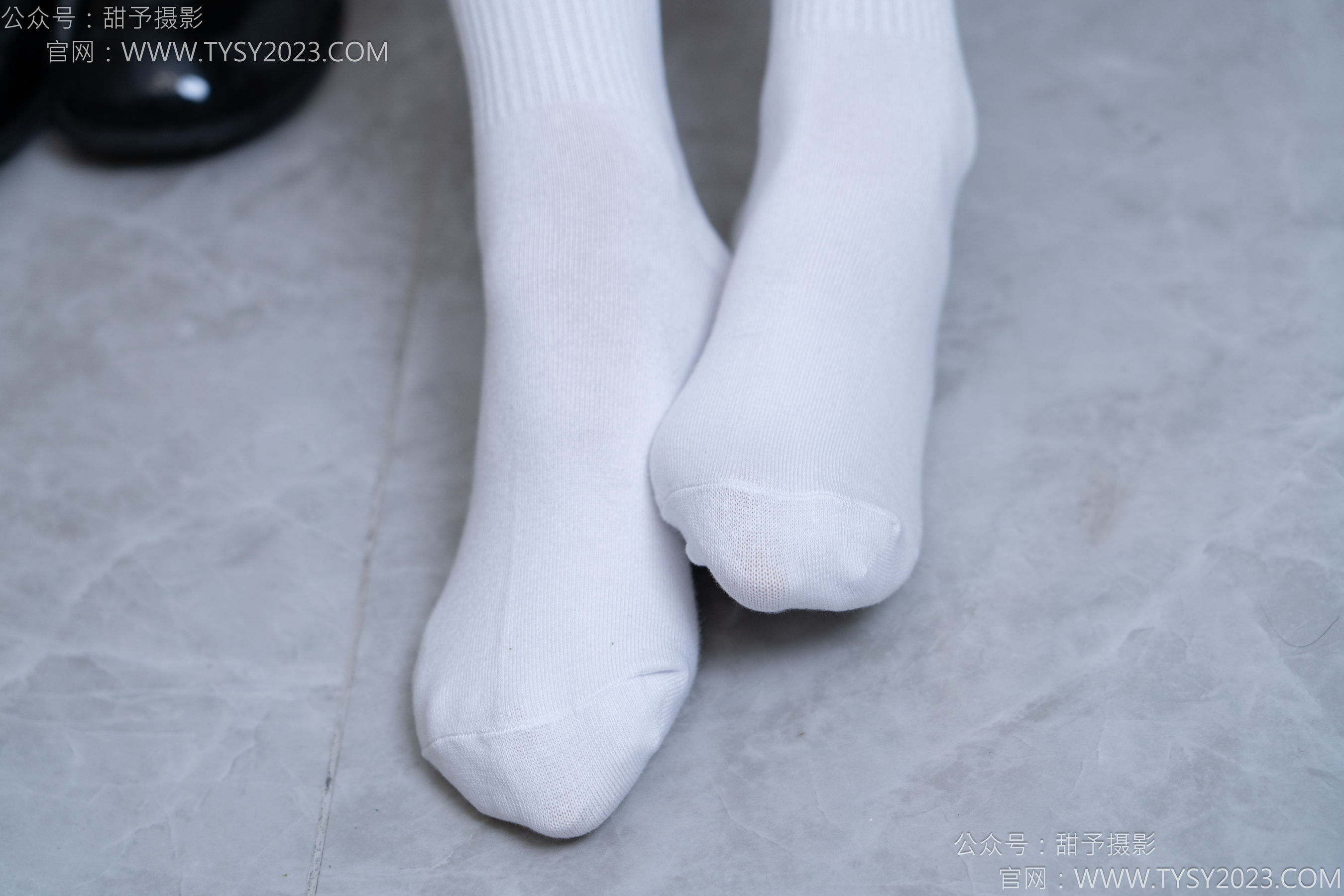 甜予摄影 No.185 珞珞 - 皮鞋、白棉袜、厚肉丝/(130P)