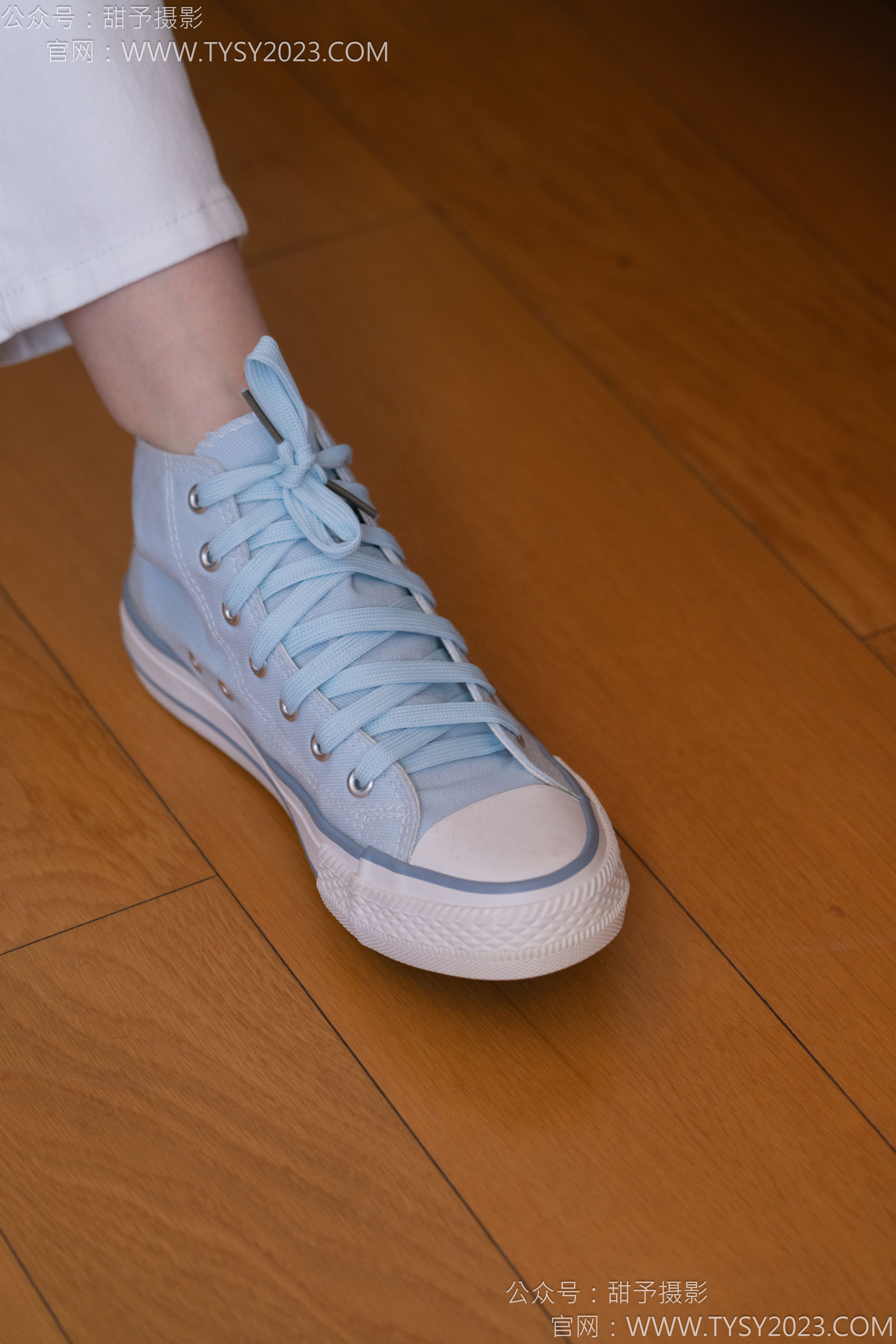 甜予摄影 No.171 璇璇 - 帆布鞋、白棉袜、抖腿剧情/(151P)