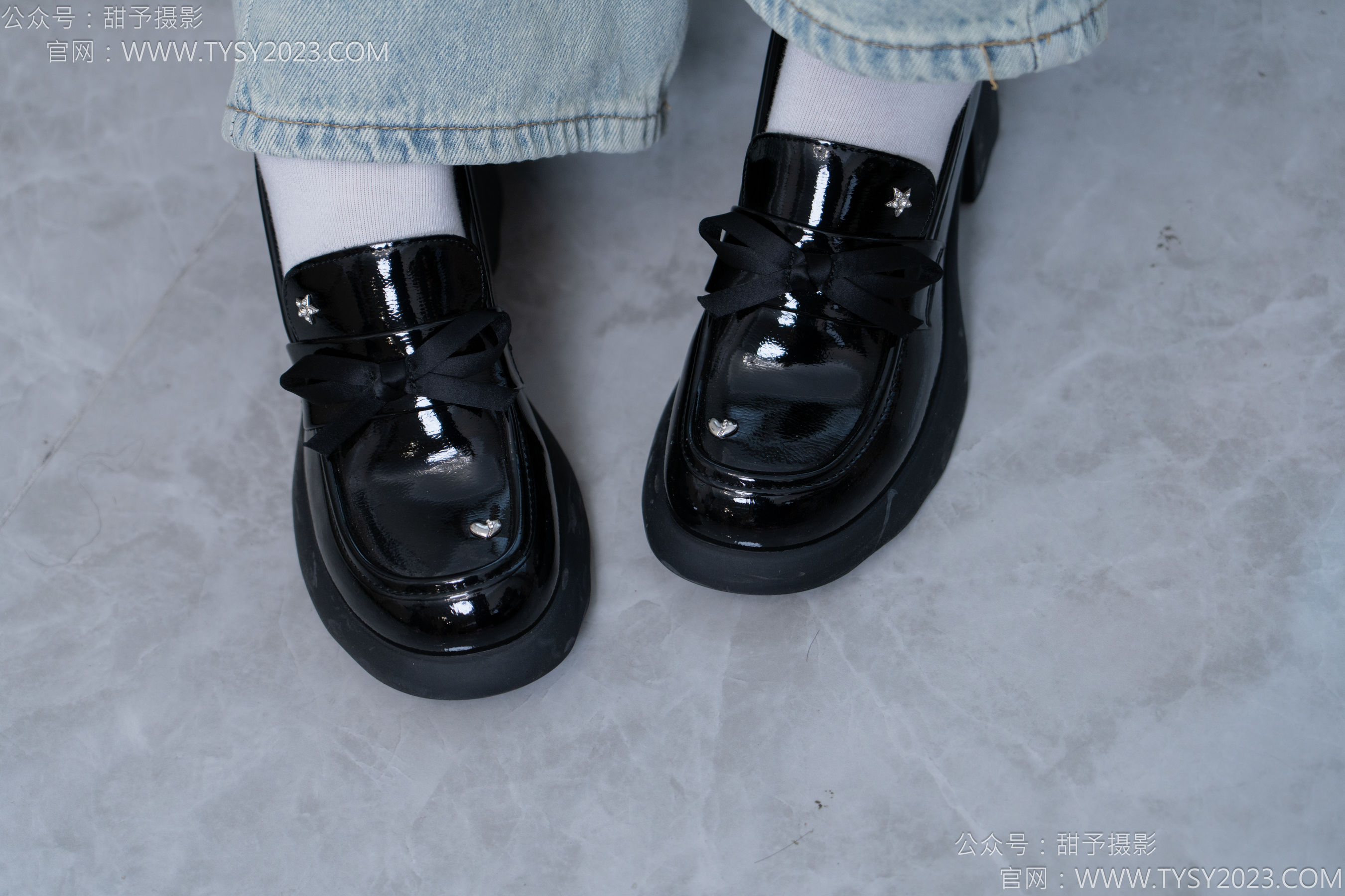 甜予摄影 No.162 知知 - 皮鞋、白棉袜、裸足/(125P)