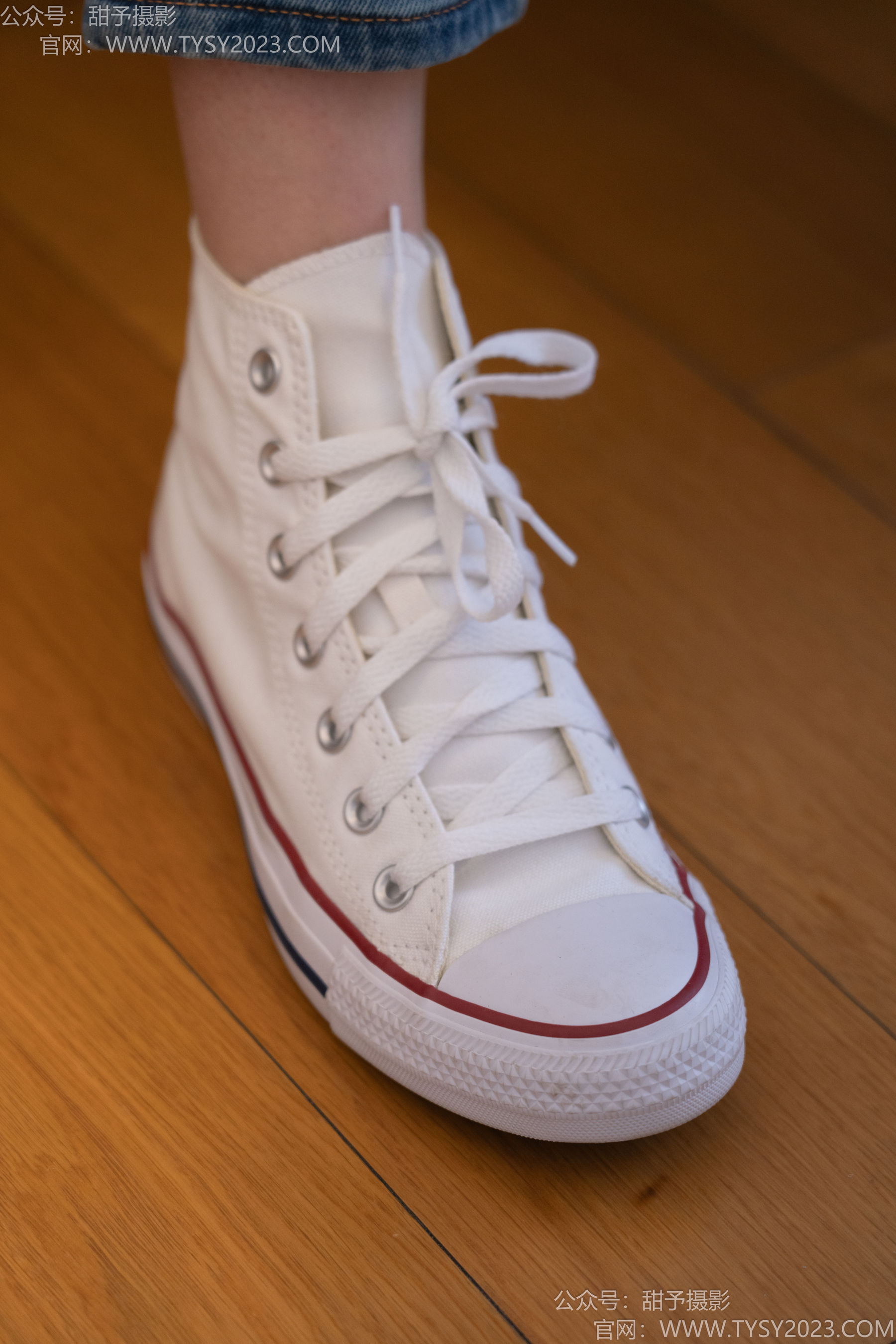 甜予摄影 No.189 璇璇 - 帆布鞋、裸足、抖腿剧情/(134P)