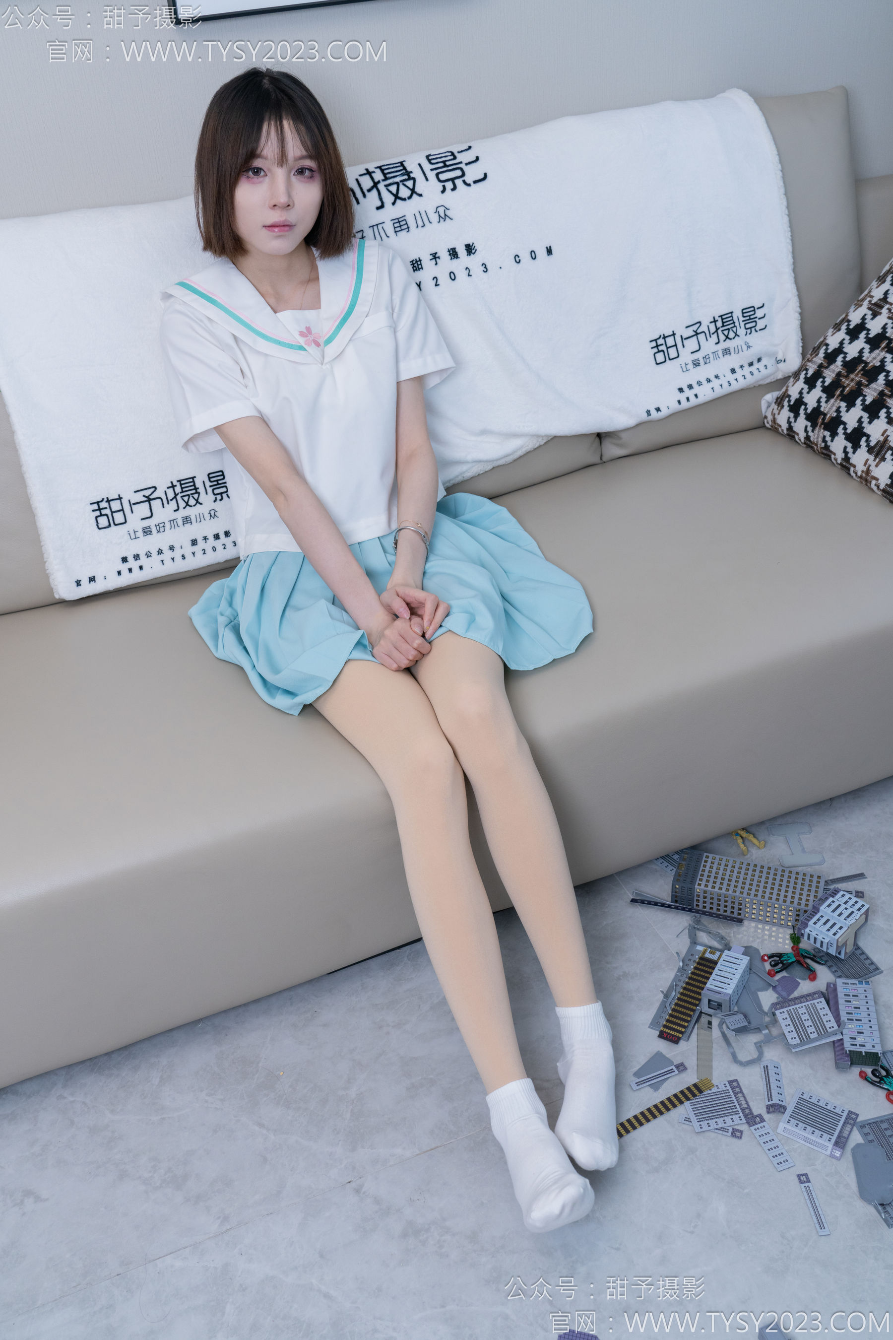 甜予摄影 No.182 珞珞 - 板鞋、白棉袜、厚肉丝、小人国剧情/(134P)