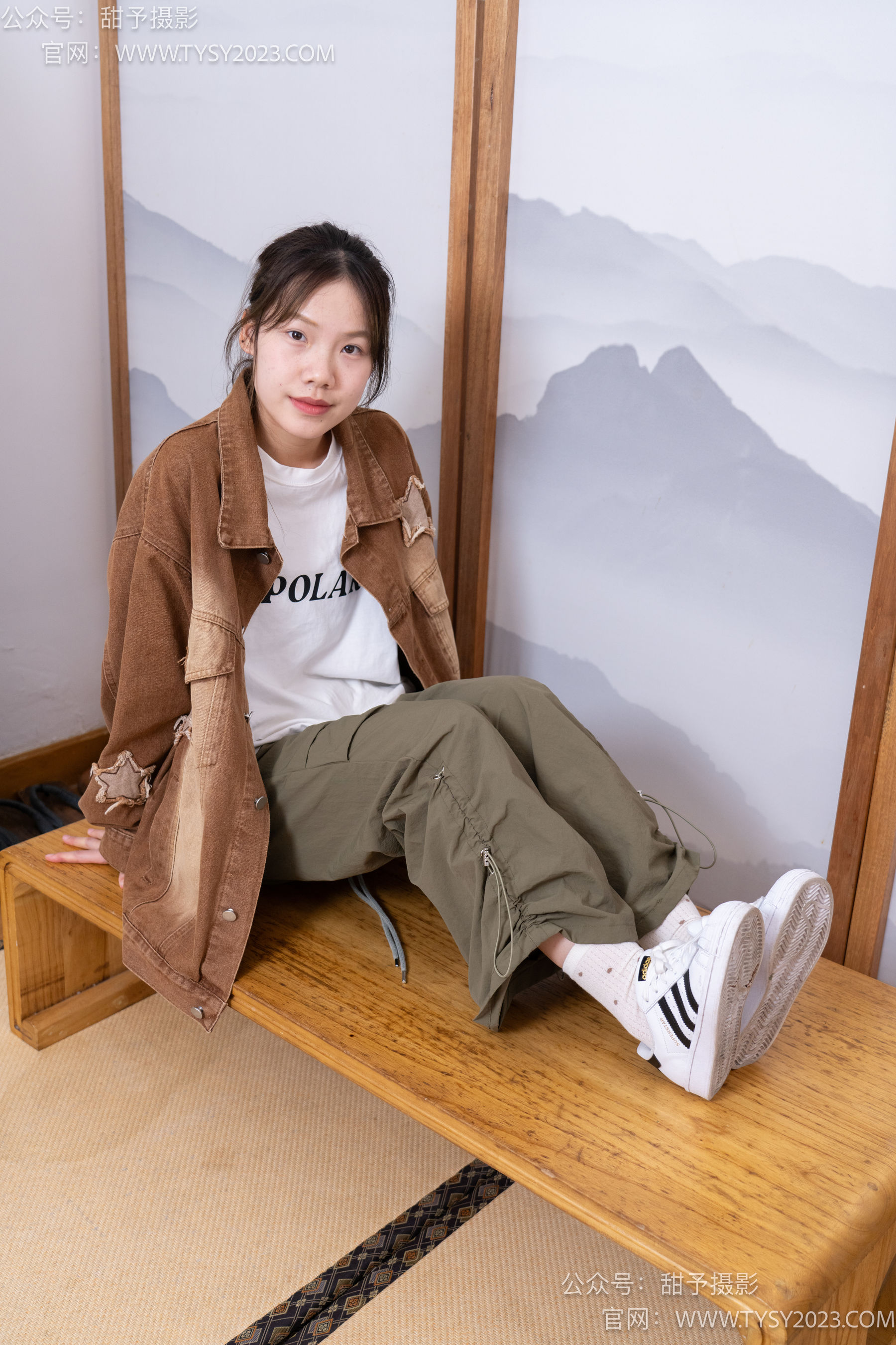 甜予摄影 No.161 双双 - 板鞋、白棉袜、裸足/(130P)