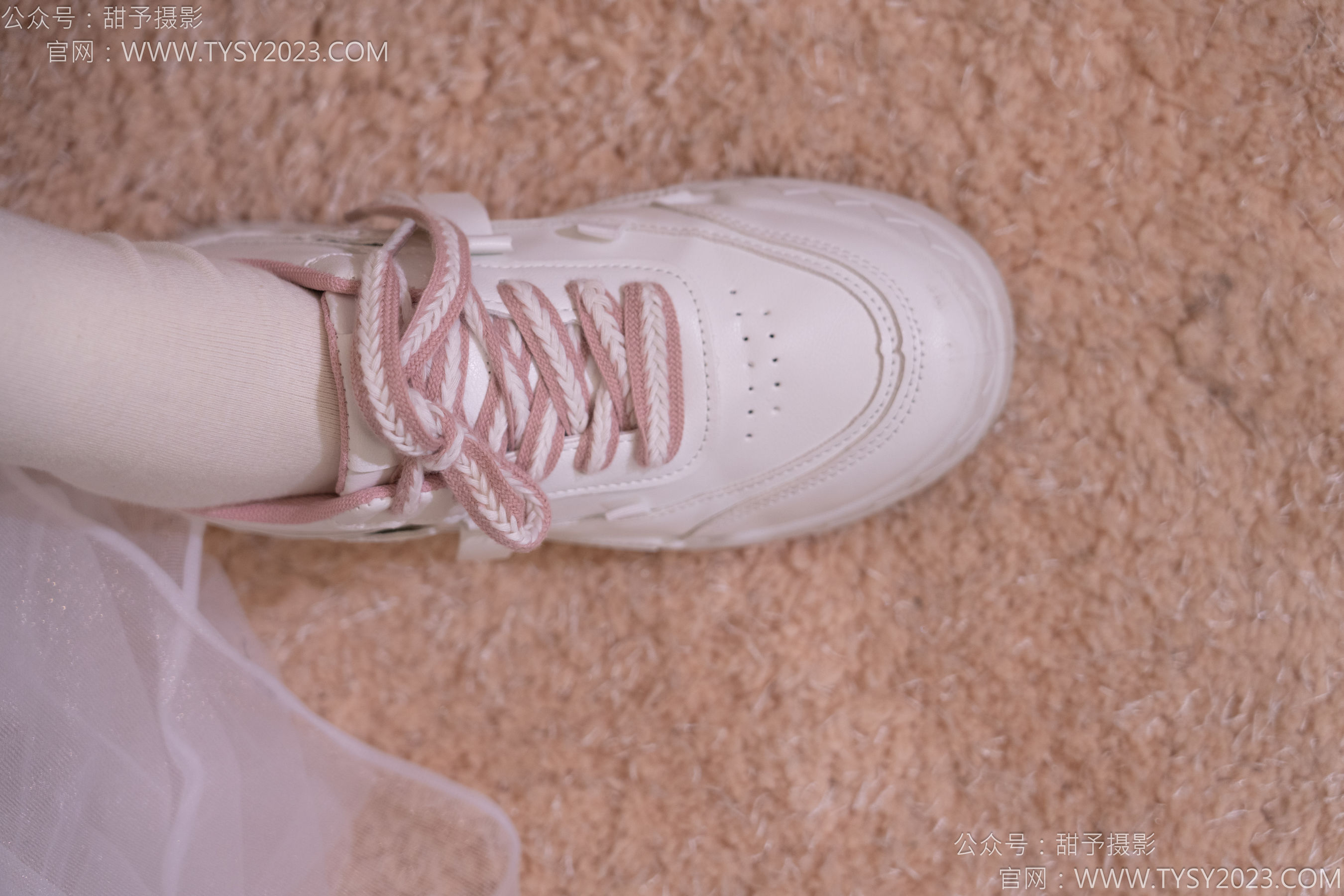 甜予摄影 No.177 璇璇 - 板鞋、白棉袜、薄肉丝/(129P)