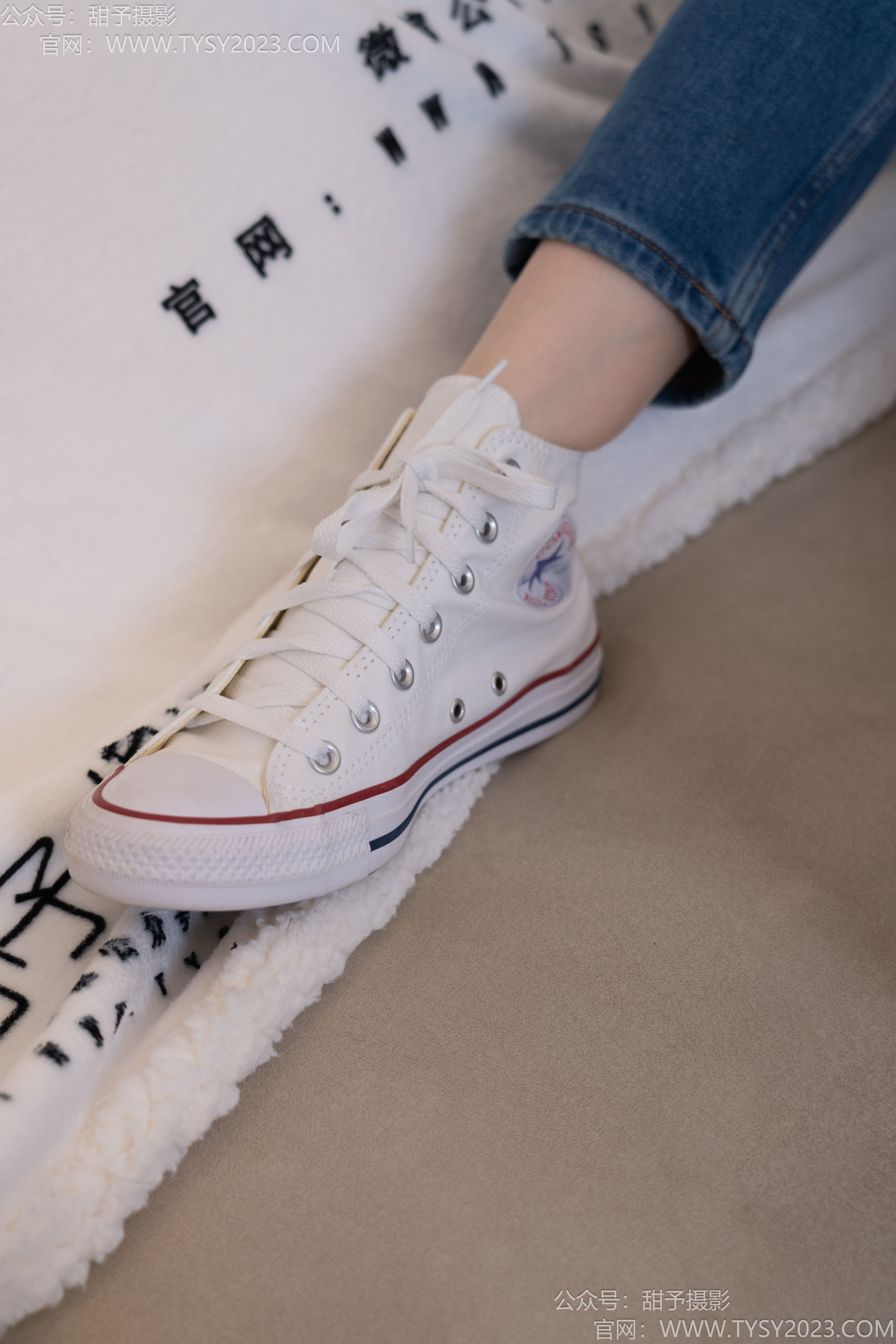 甜予摄影 No.189 璇璇 - 帆布鞋、裸足、抖腿剧情/(134P)