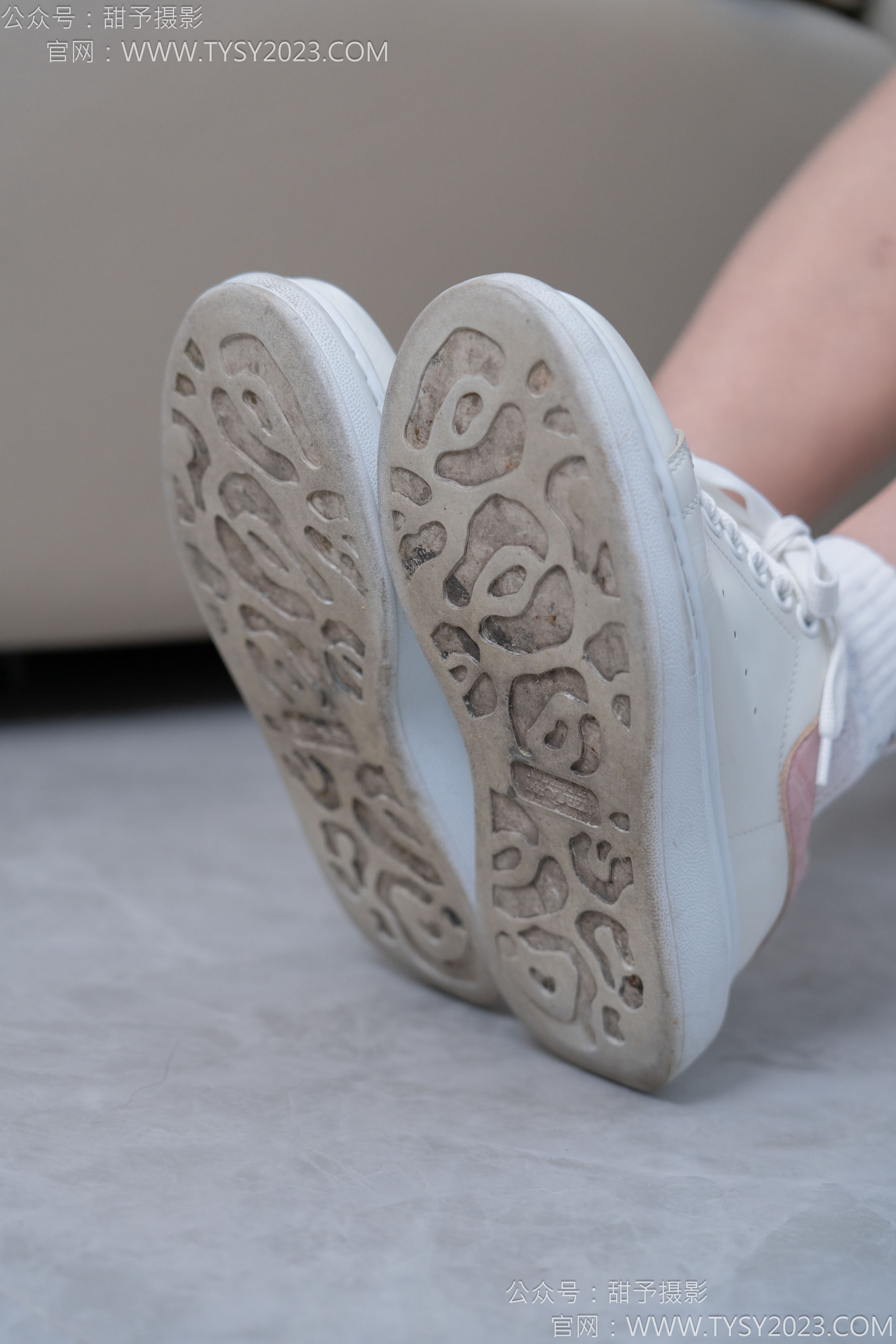 甜予摄影 No.165 贝壳 - 板鞋、白棉袜、裸足/(130P)