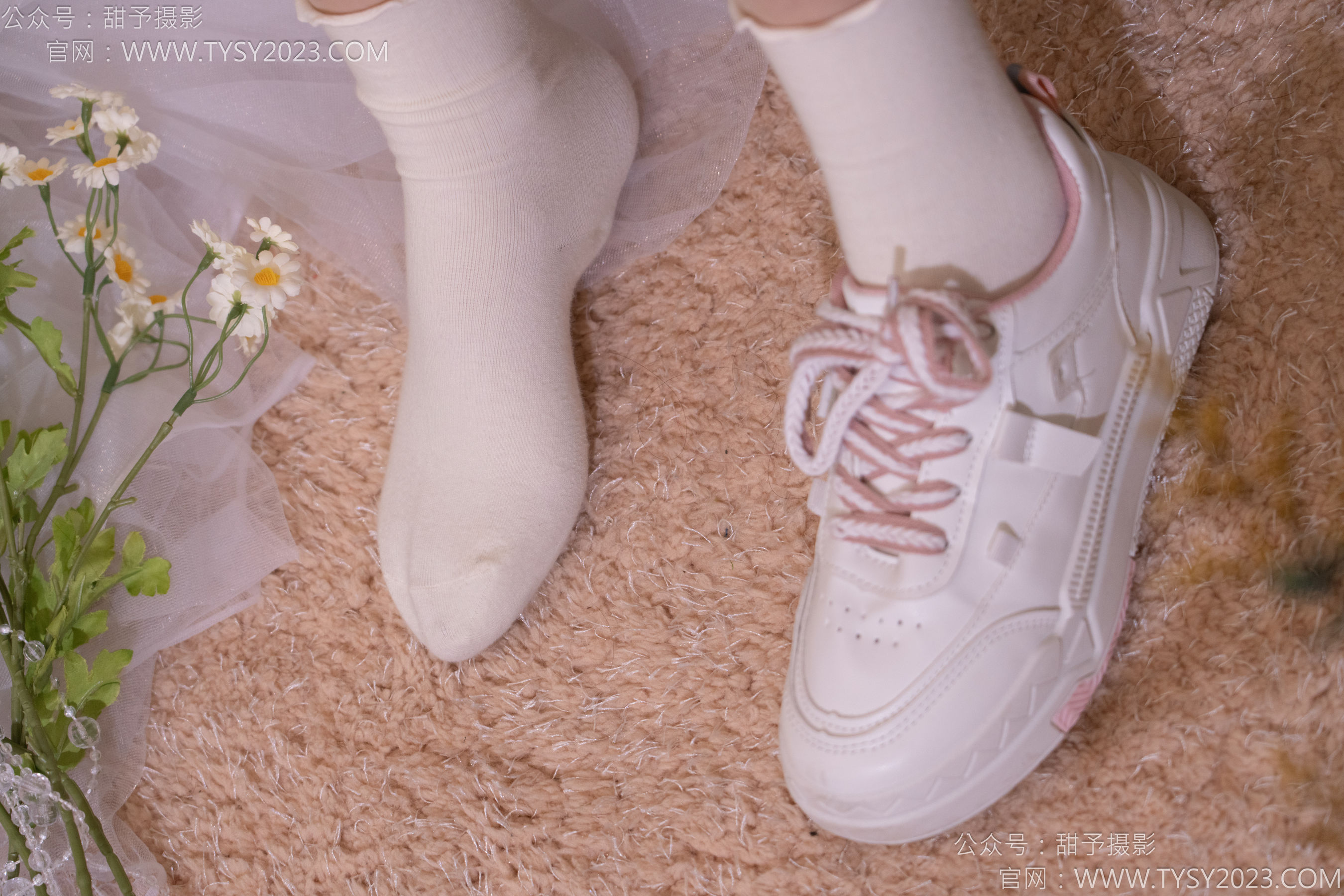甜予摄影 No.177 璇璇 - 板鞋、白棉袜、薄肉丝/(129P)