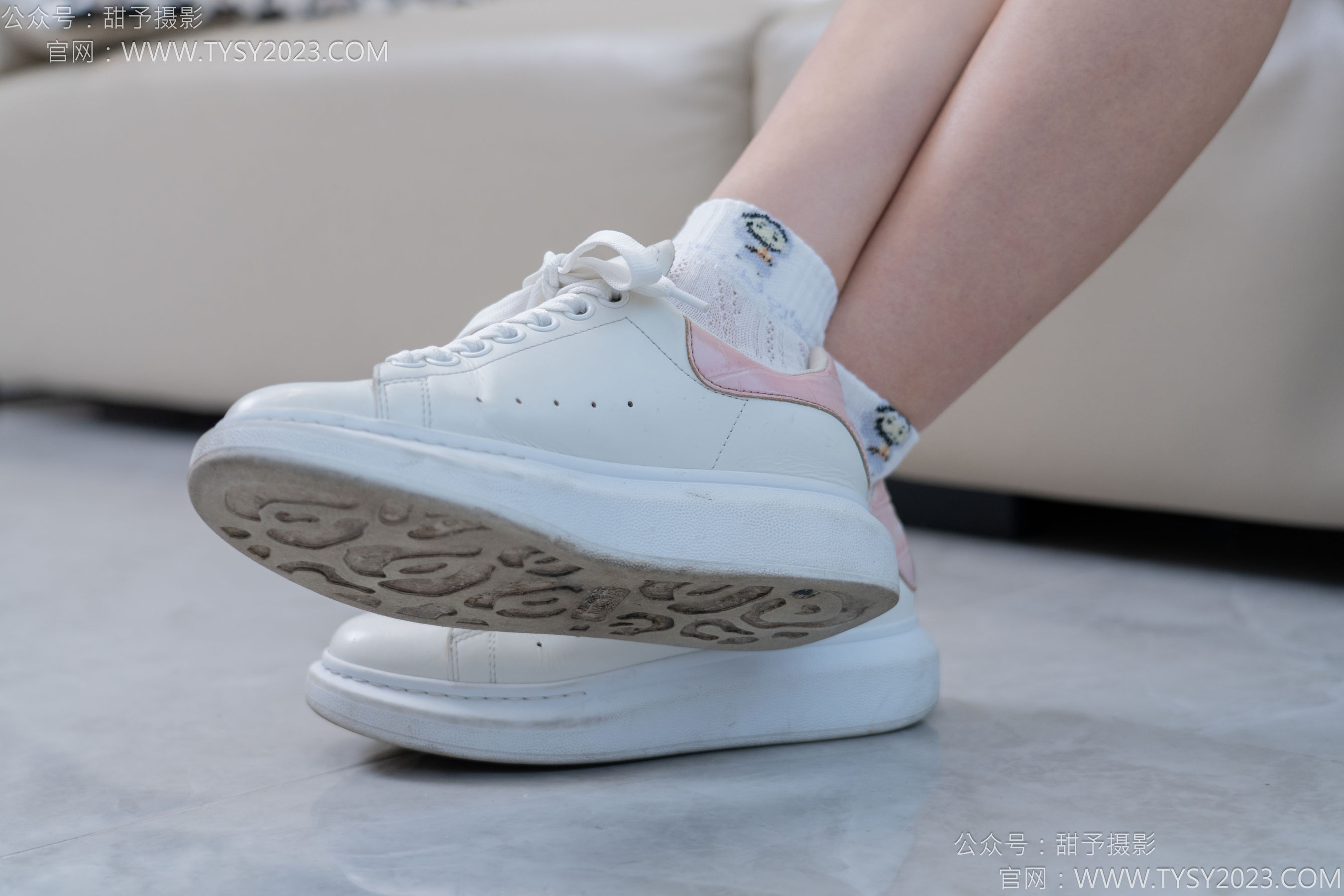 甜予摄影 No.165 贝壳 - 板鞋、白棉袜、裸足/(130P)