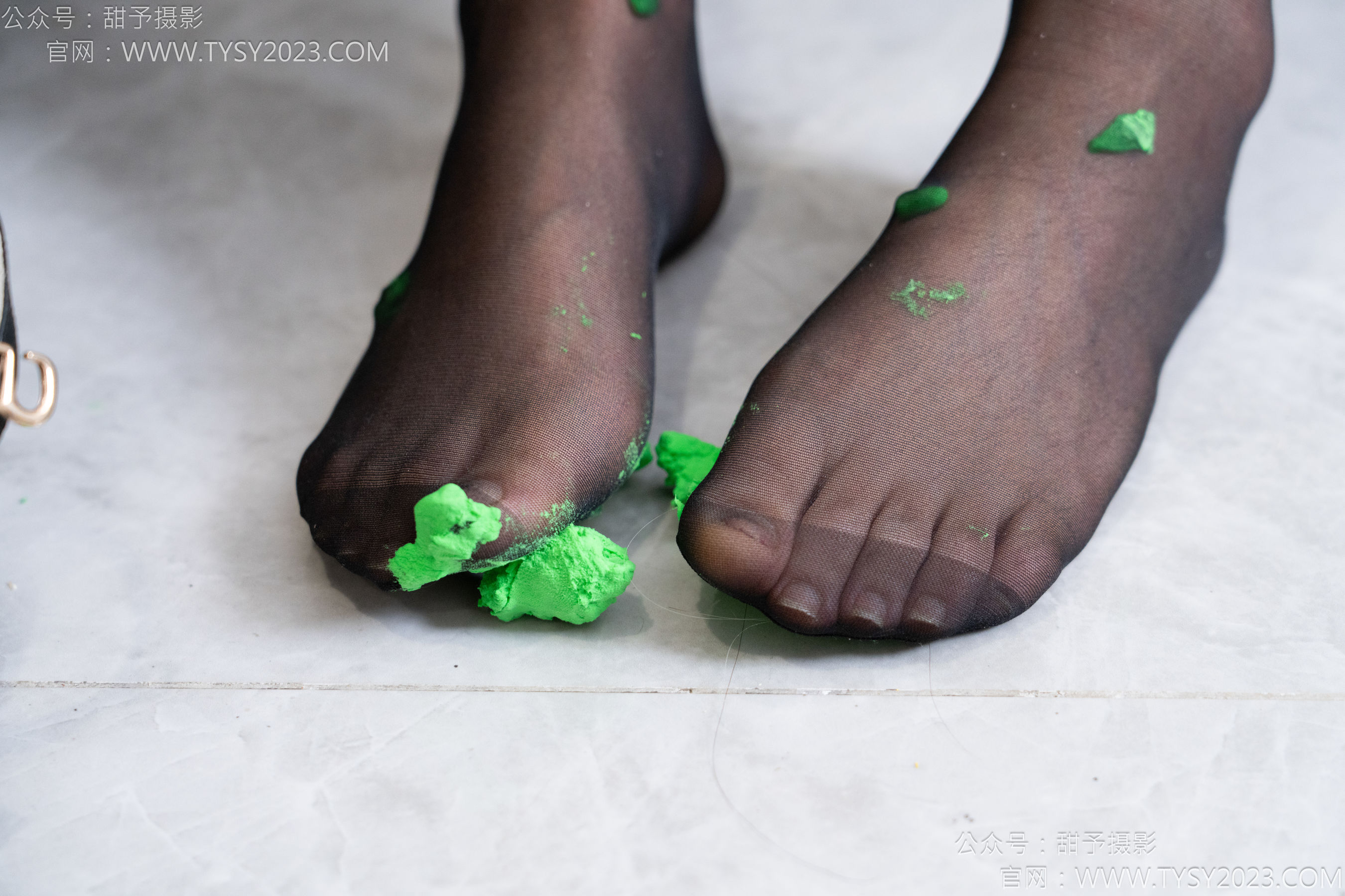 甜予摄影 No.175 澜澜 - 高跟鞋、薄灰丝、薄黑丝、踩小人剧情/(124P)