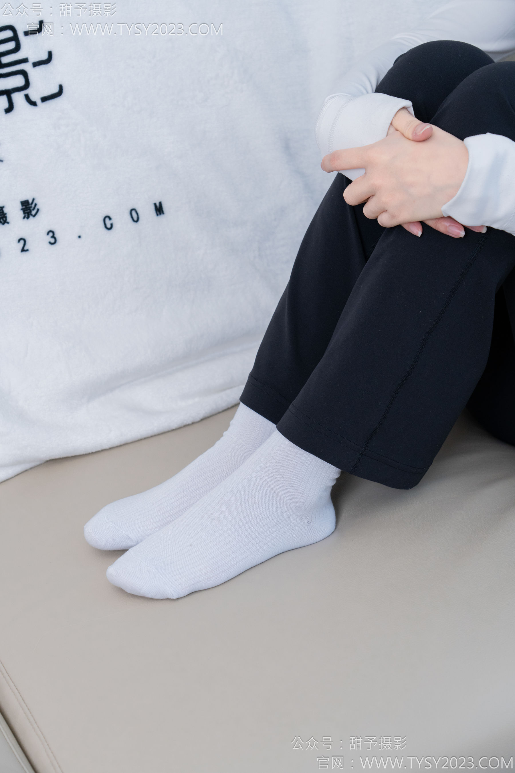 甜予摄影 No.169 贝壳 - 帆布鞋、白棉袜、裸足/(130P)