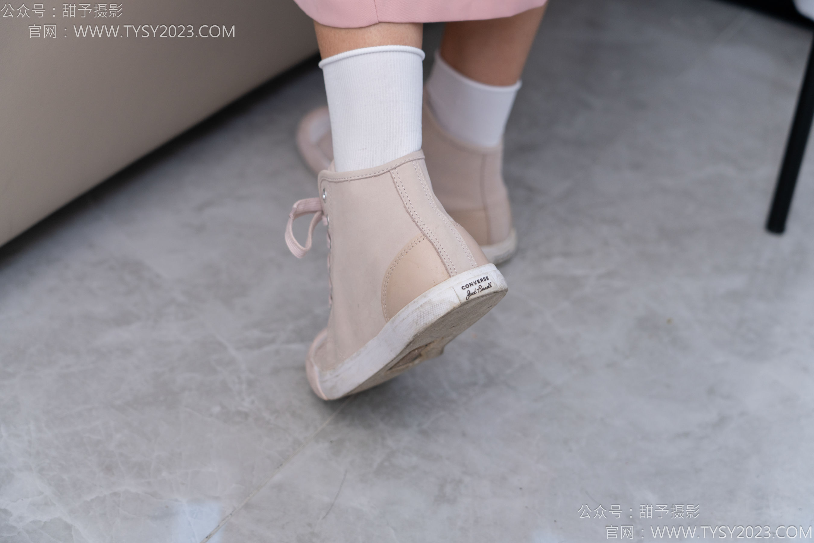 甜予摄影 No.186 娃娃 - 帆布鞋、白棉袜、裸足/(129P)