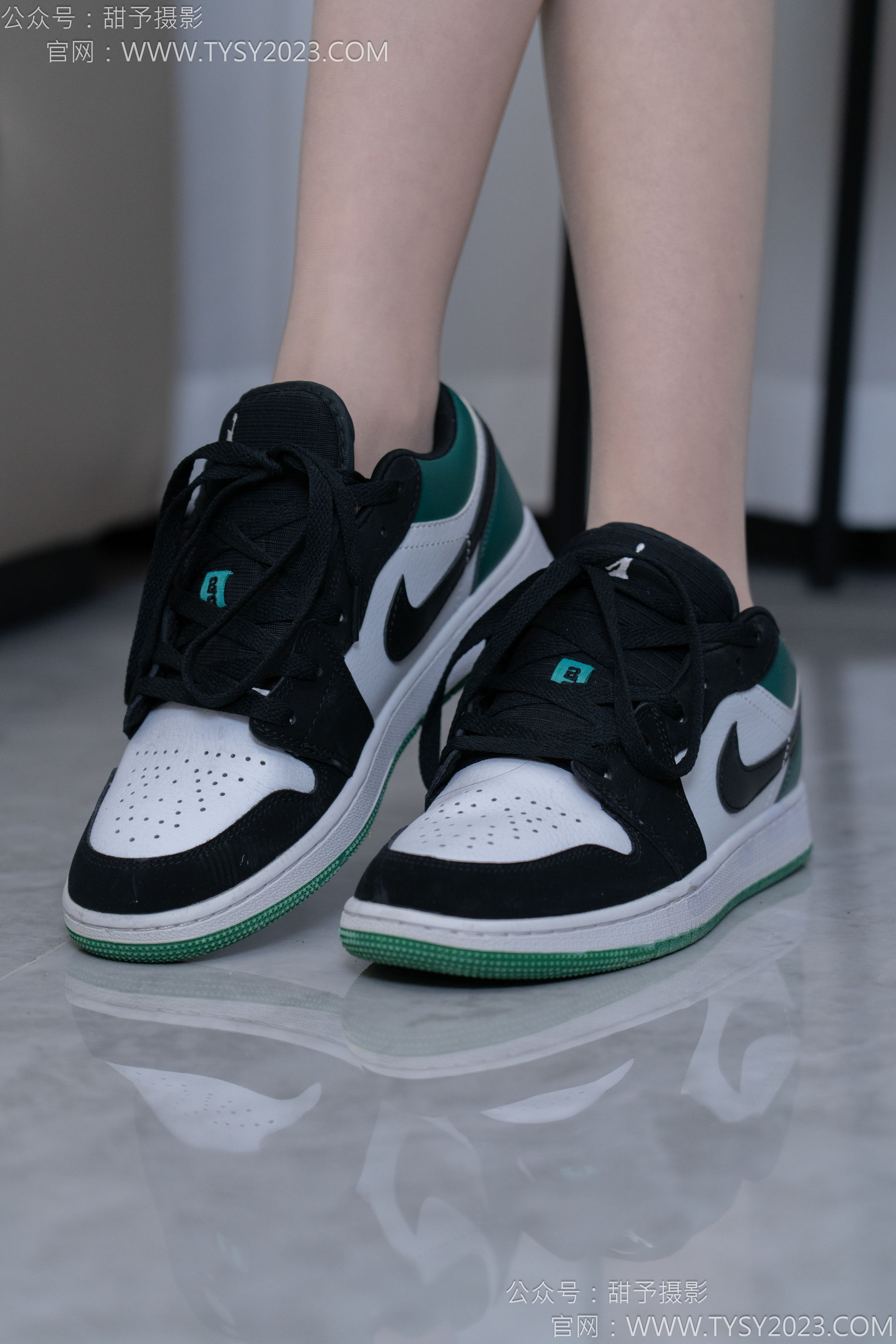 甜予摄影 No.176 珞珞 - 板鞋、薄肉丝/(134P)