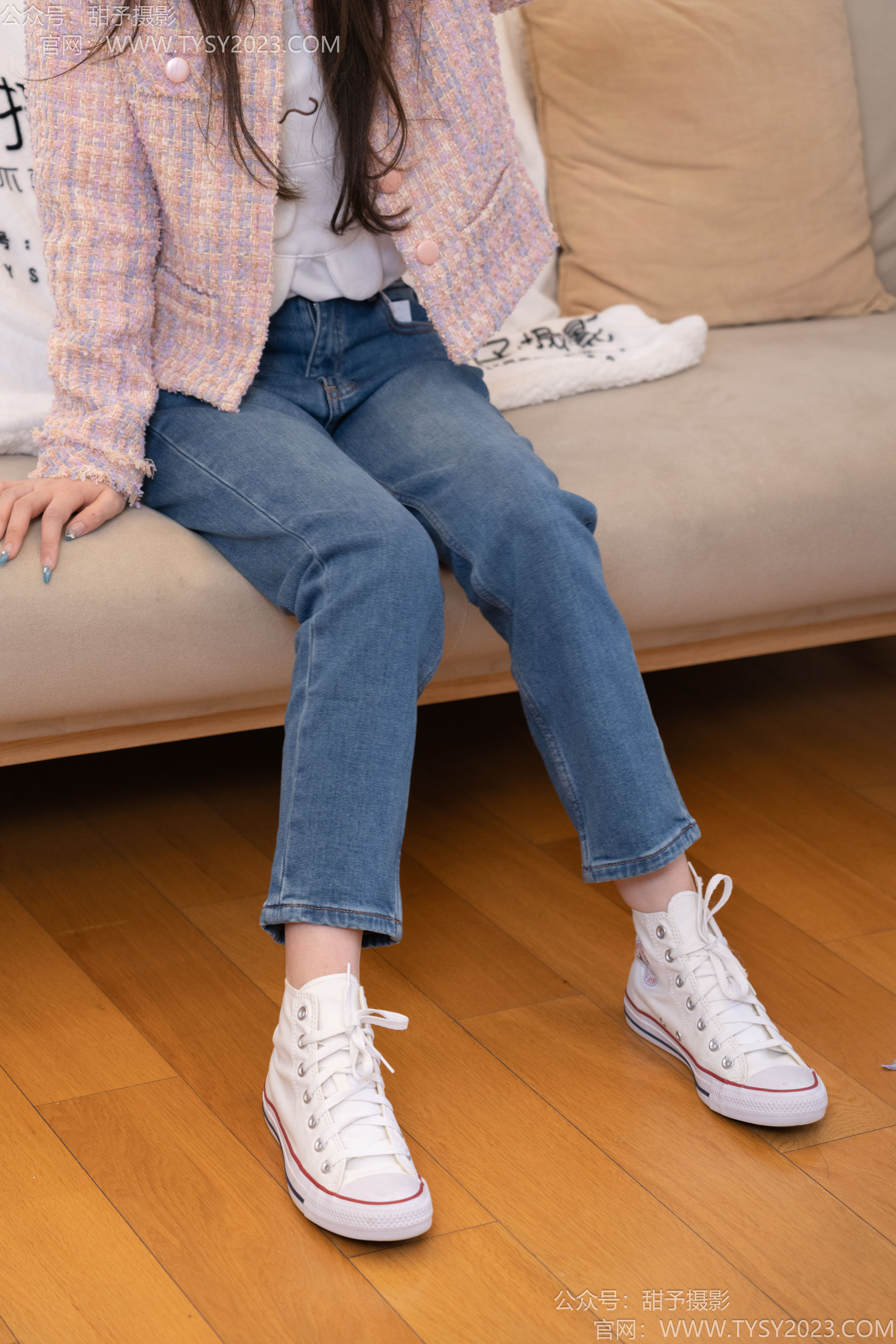 甜予摄影 No.189 璇璇 - 帆布鞋、裸足、抖腿剧情/(134P)