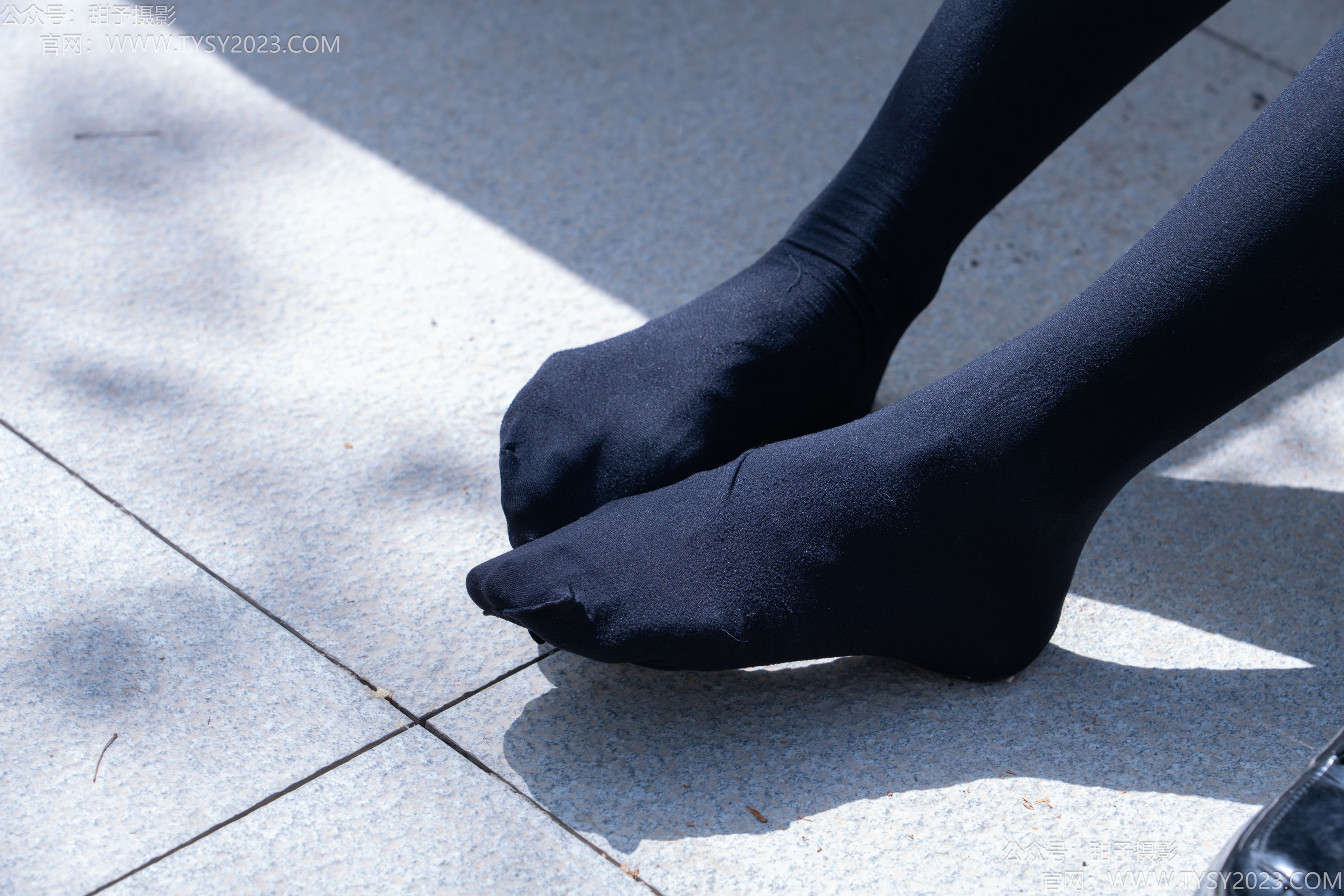 甜予摄影 No.193 小甜桃 - 皮鞋、大腿袜、裸足/(129P)