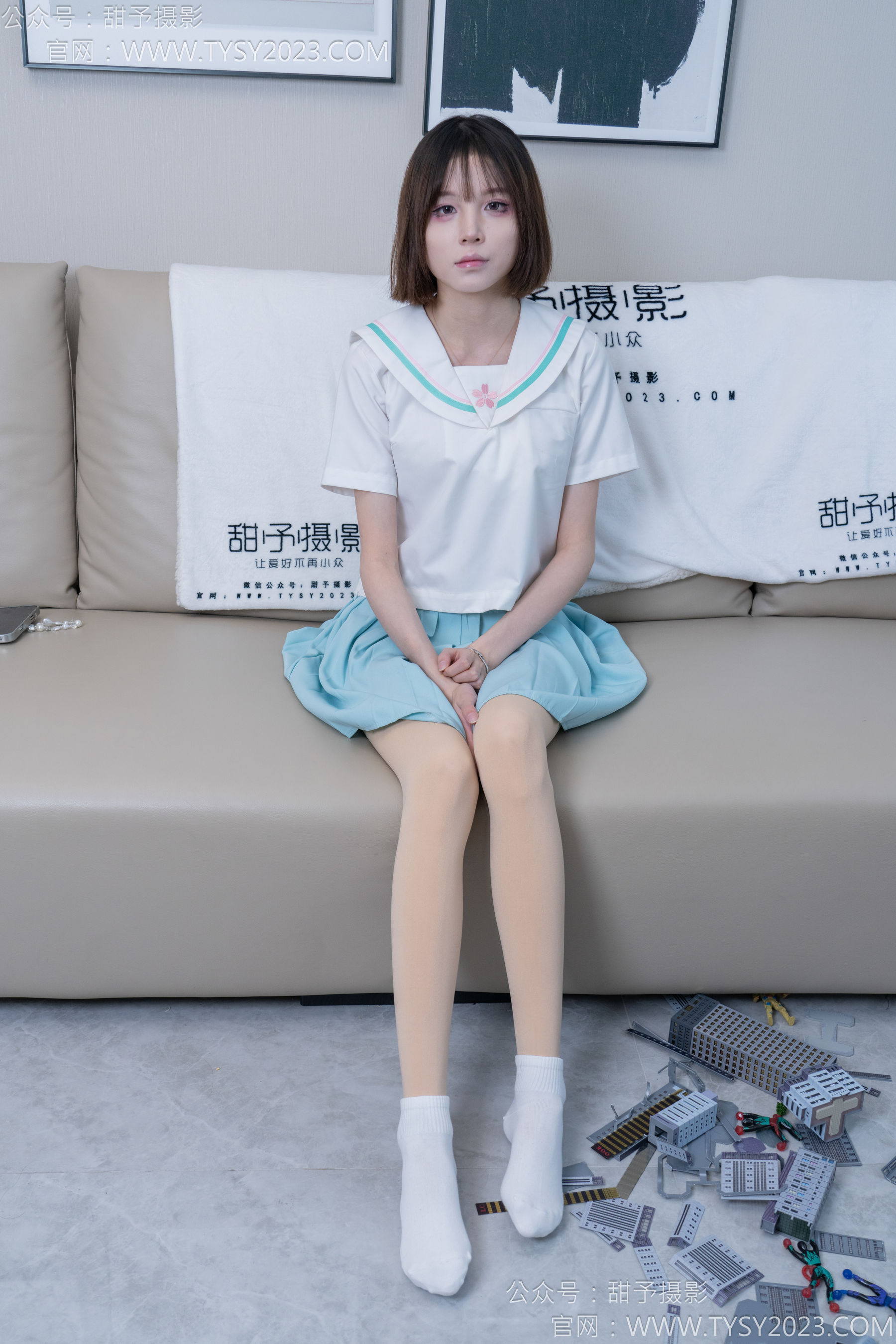 甜予摄影 No.182 珞珞 - 板鞋、白棉袜、厚肉丝、小人国剧情/(134P)