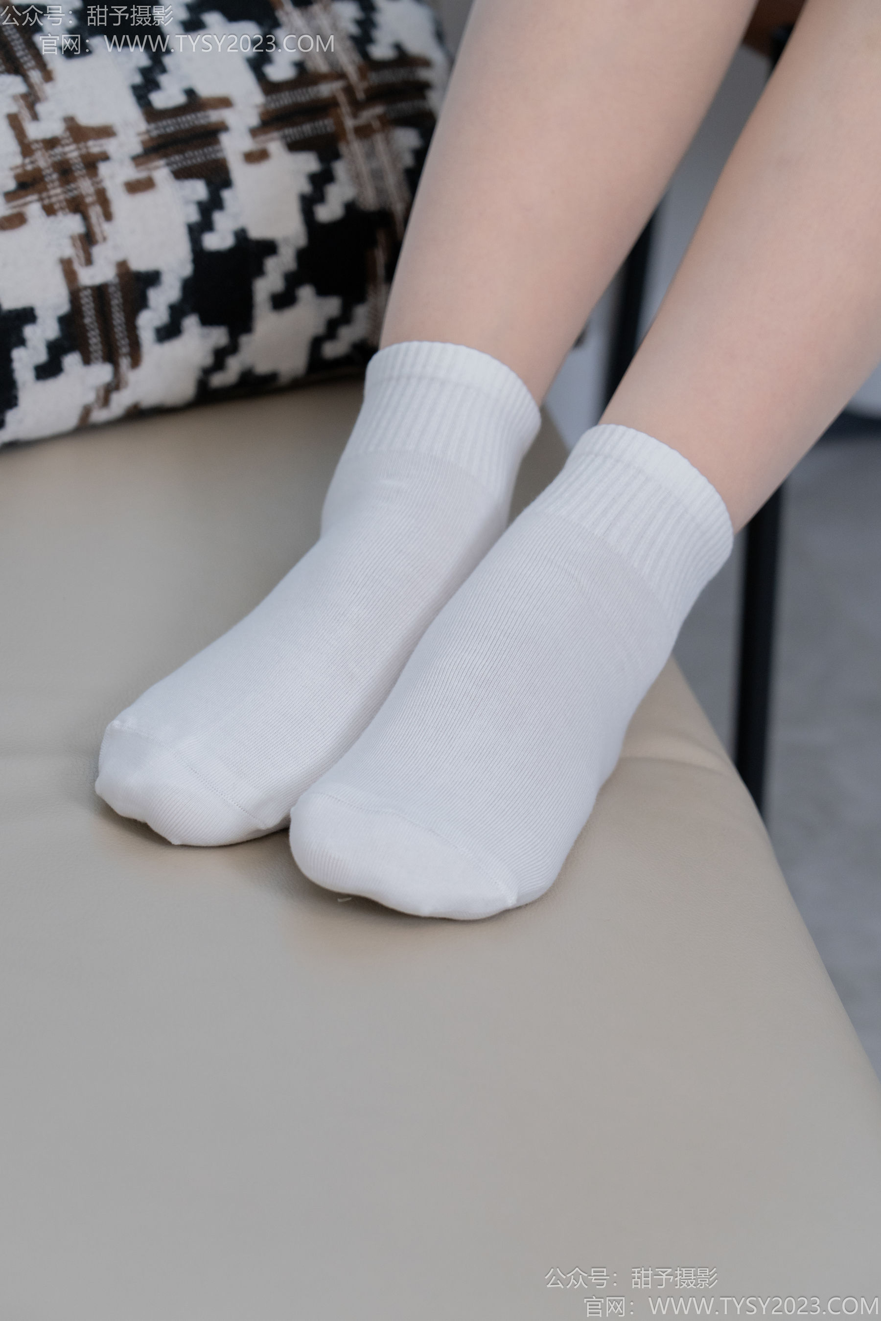 甜予摄影 No.191 贝壳 - 皮鞋、白棉袜、薄肉丝/(135P)