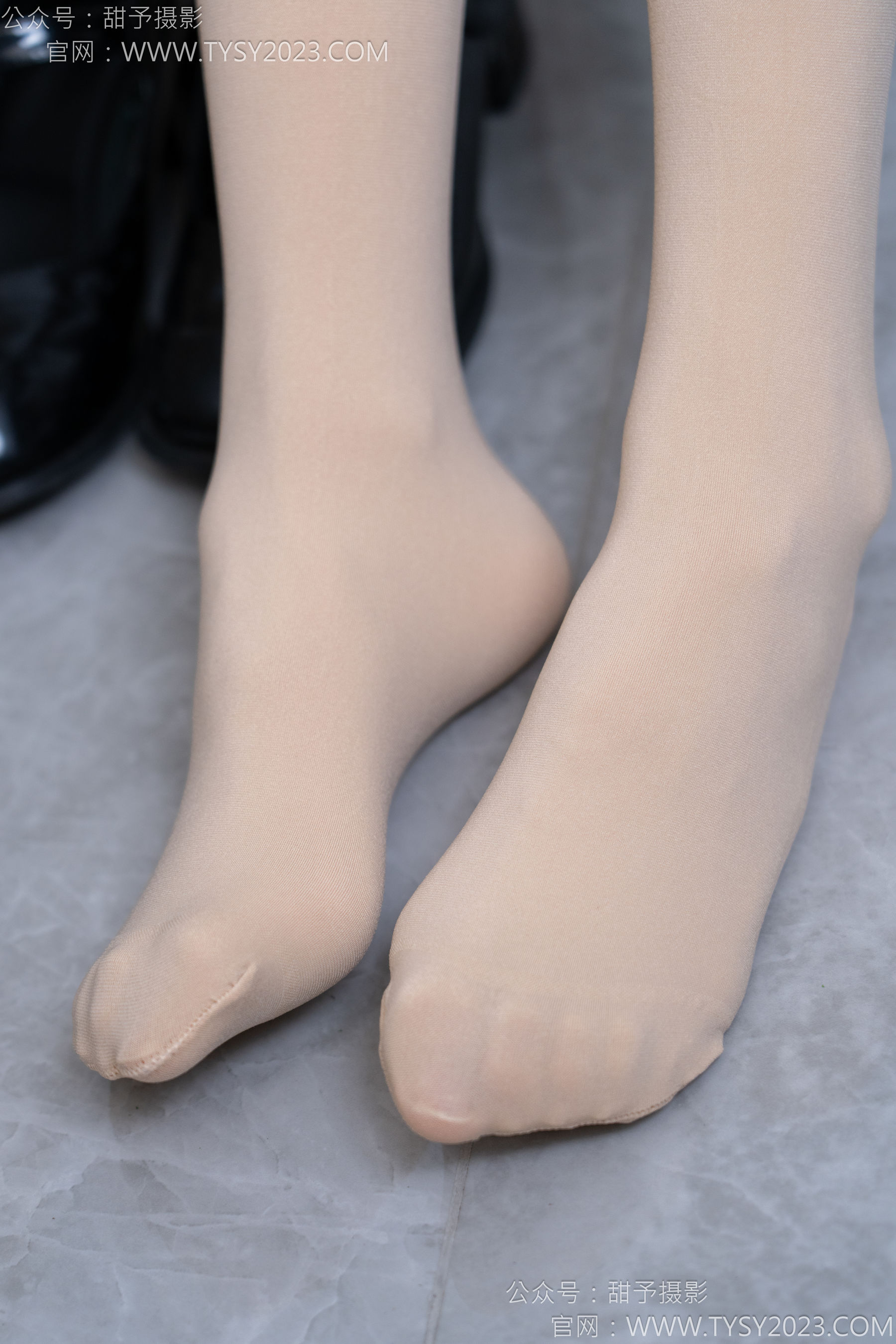 甜予摄影 No.185 珞珞 - 皮鞋、白棉袜、厚肉丝/(130P)