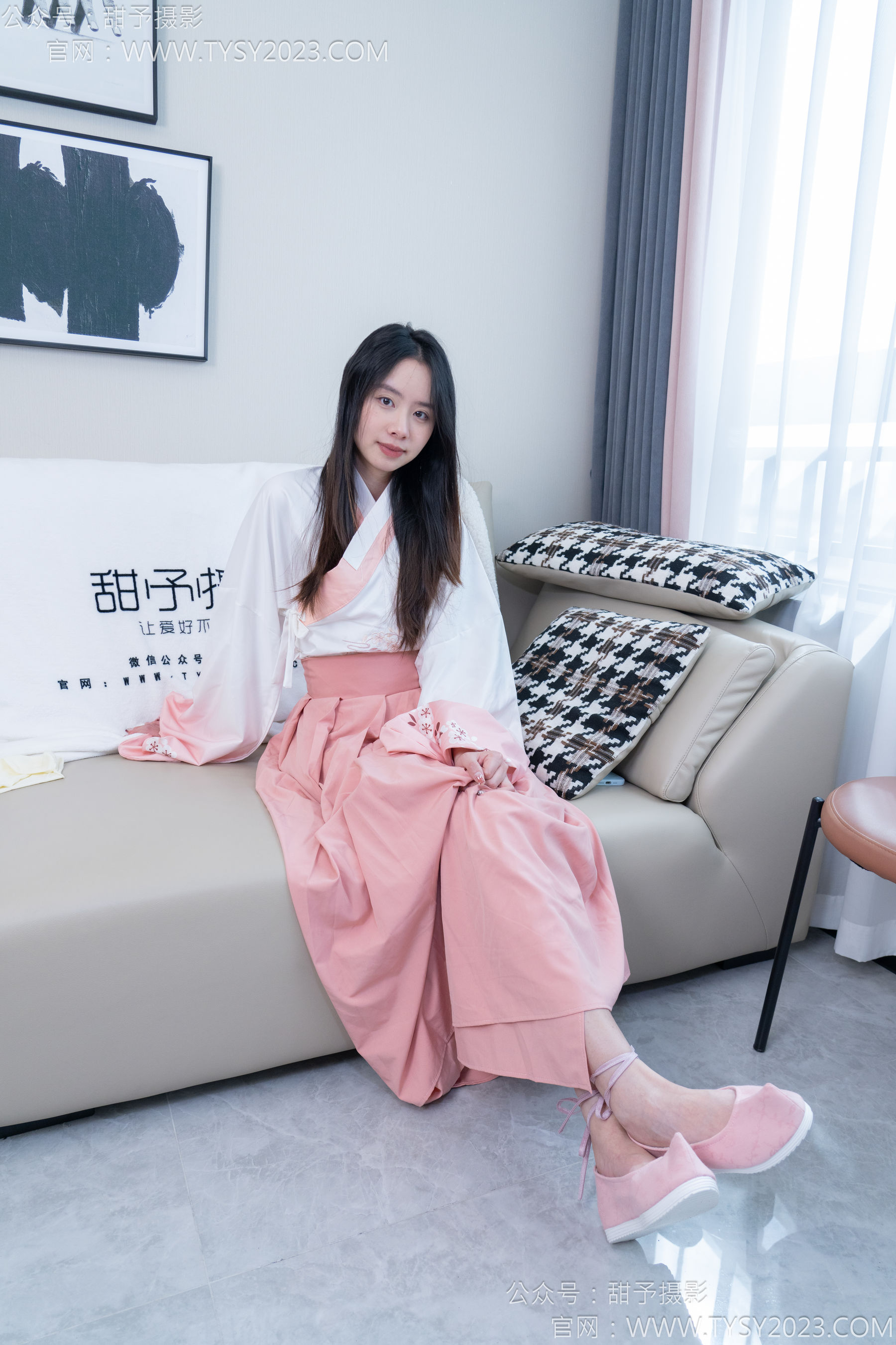 甜予摄影 No.183 知知 - 布鞋、白棉袜、裸足/(148P)