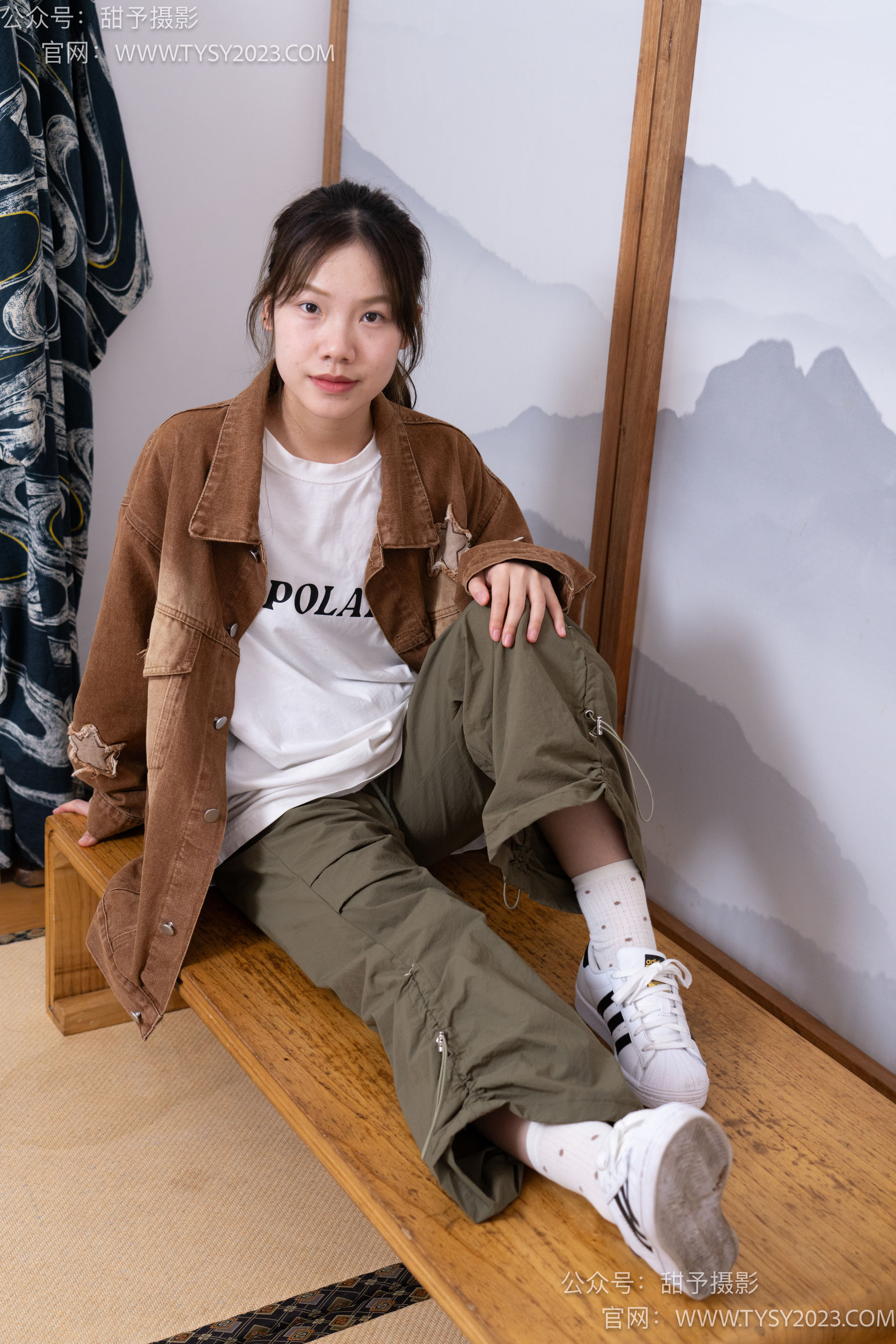 甜予摄影 No.161 双双 - 板鞋、白棉袜、裸足/(130P)