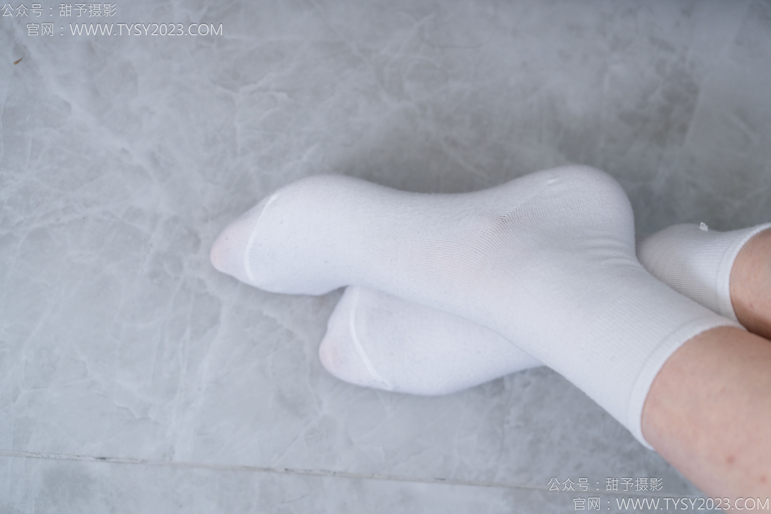 甜予摄影 No.167 小容 - 板鞋、白棉袜、裸足/(129P)