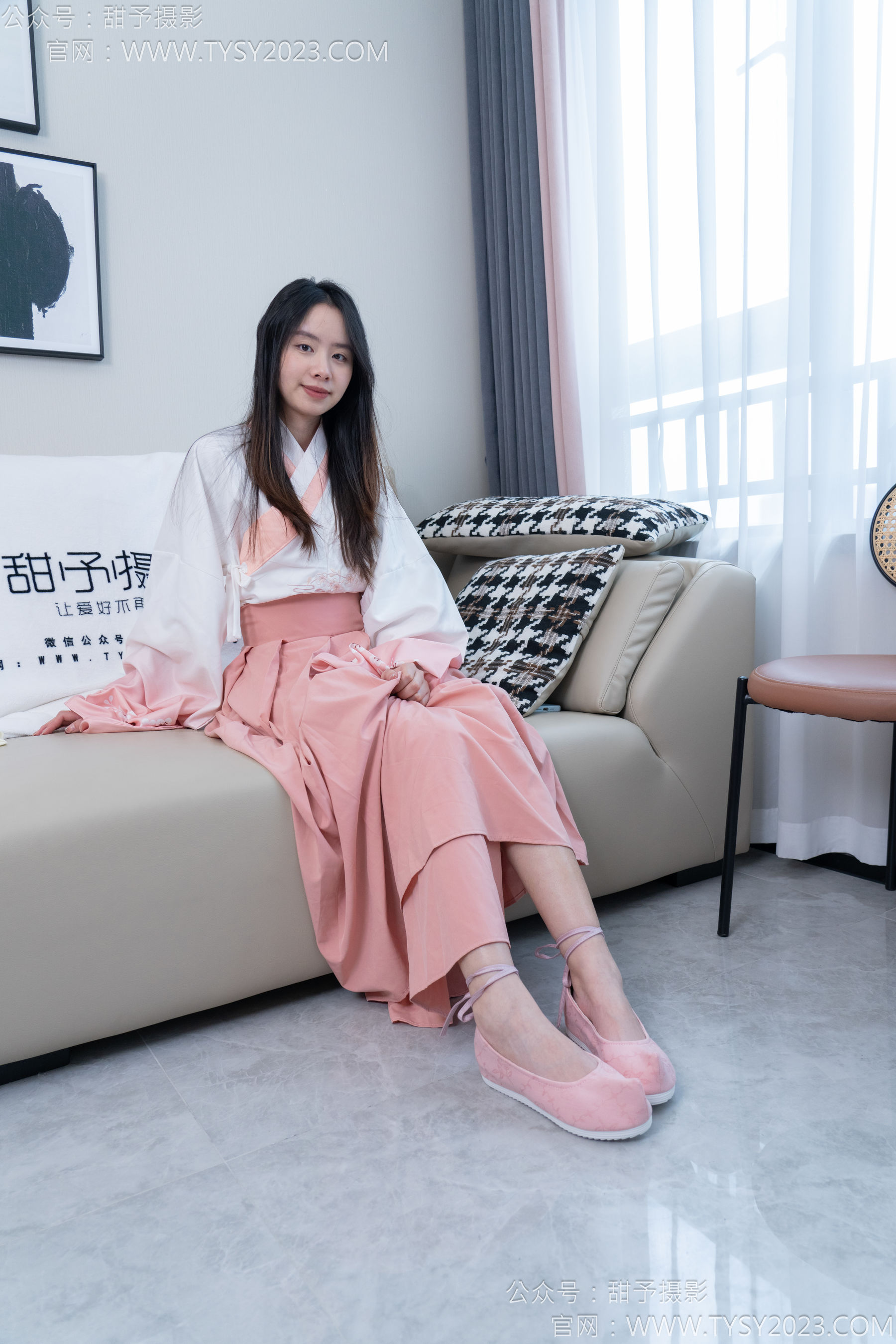 甜予摄影 No.183 知知 - 布鞋、白棉袜、裸足/(148P)