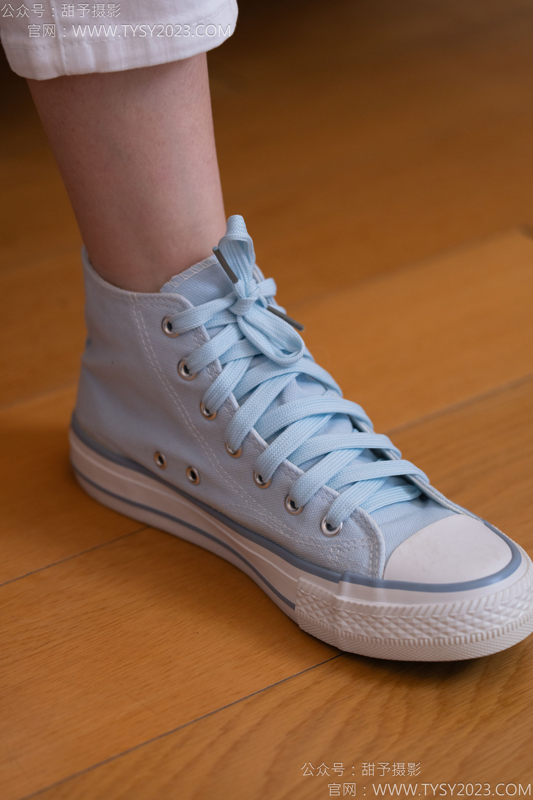 甜予摄影 No.171 璇璇 - 帆布鞋、白棉袜、抖腿剧情/(151P)