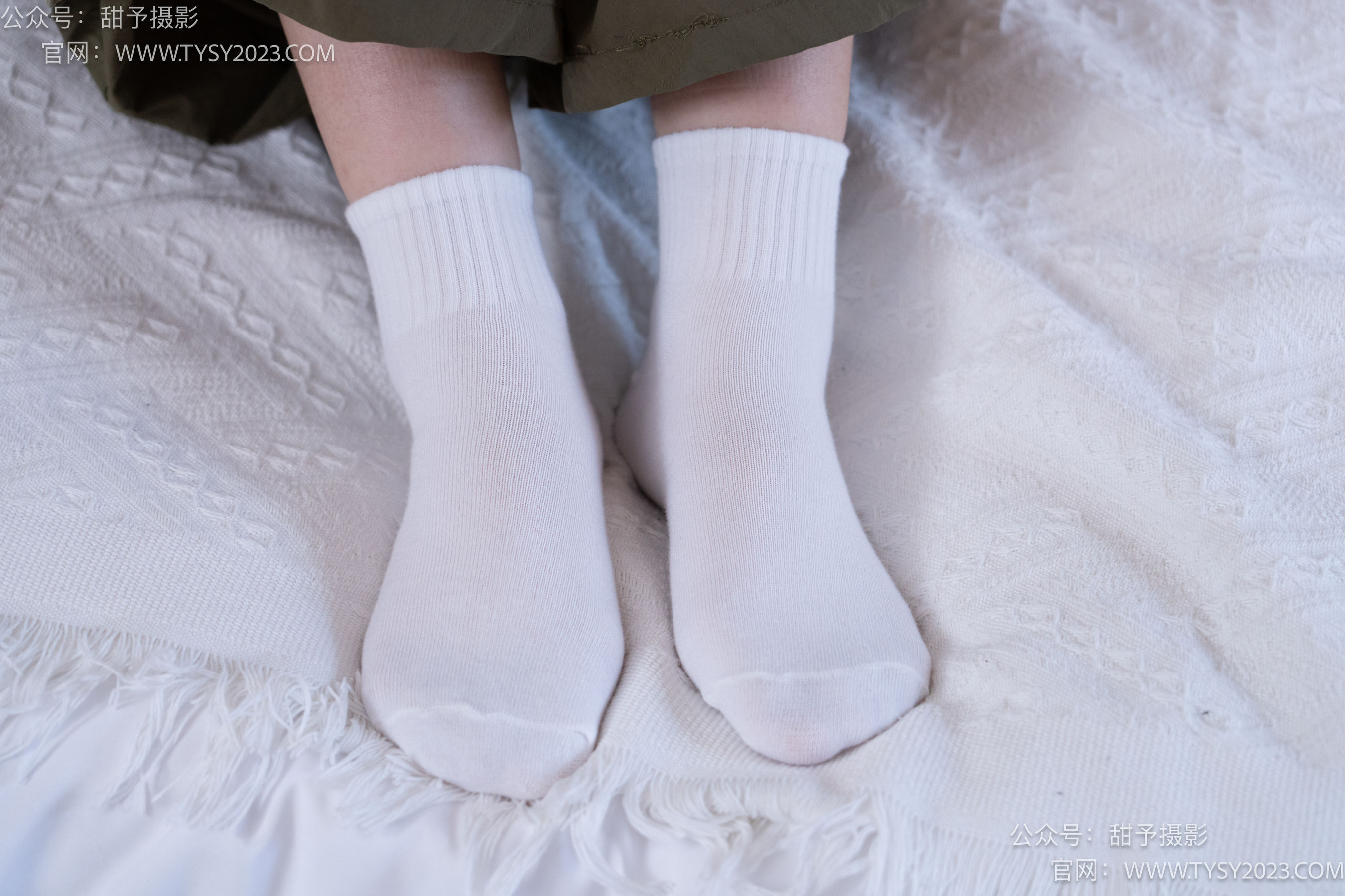 甜予摄影 No.161 双双 - 板鞋、白棉袜、裸足/(130P)