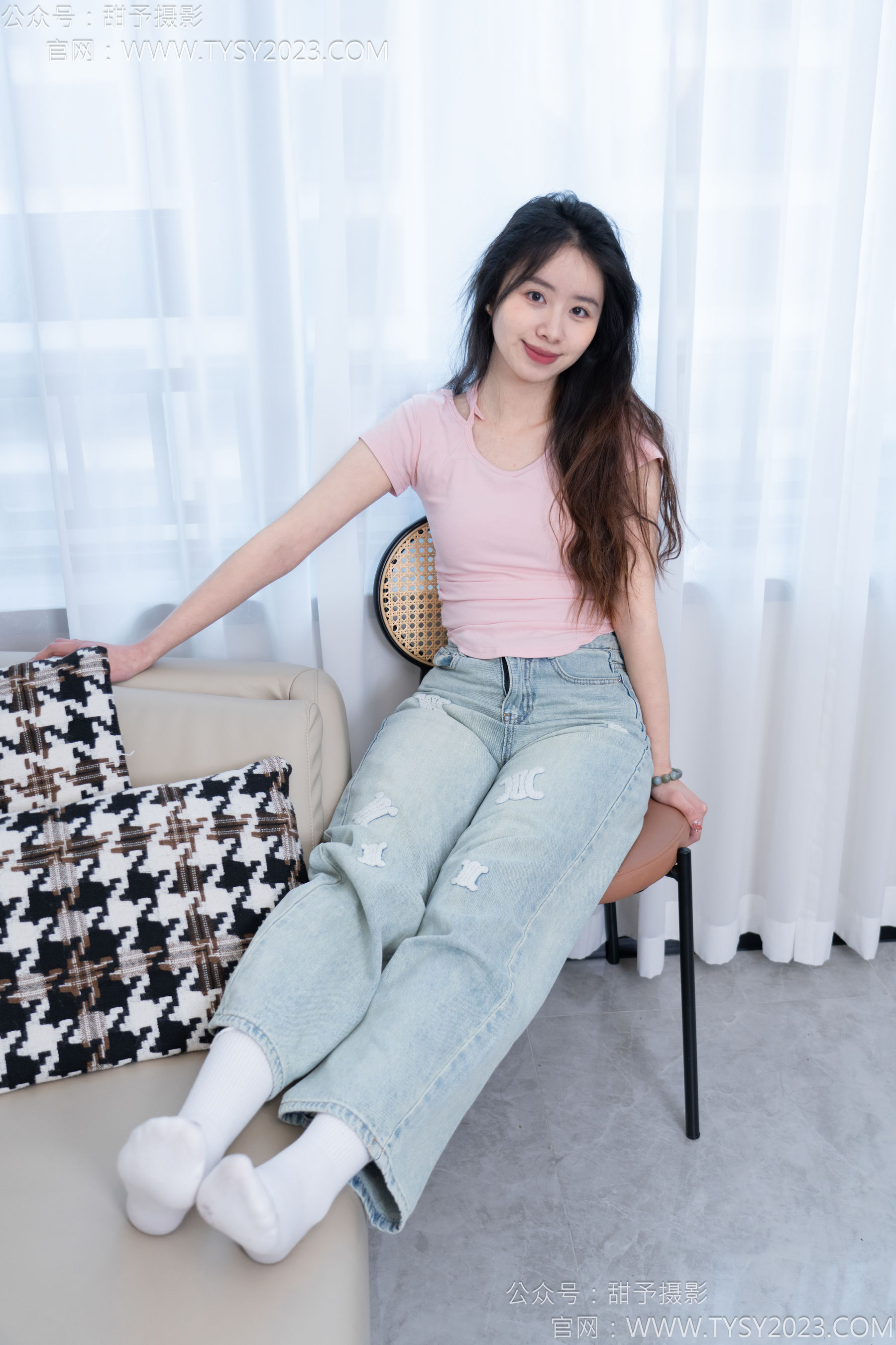 甜予摄影 No.162 知知 - 皮鞋、白棉袜、裸足/(125P)