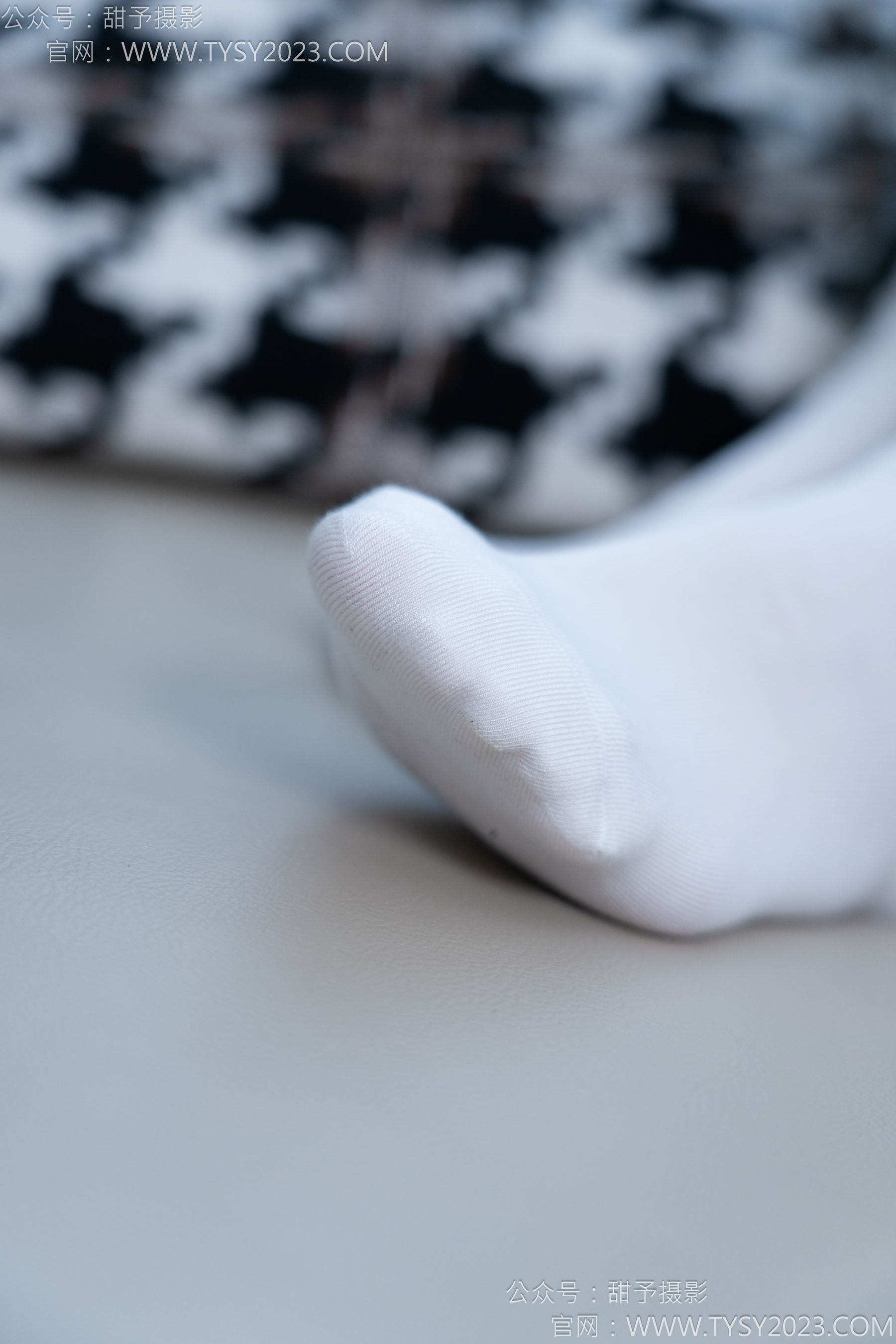 甜予摄影 No.170 珞珞 - 板鞋、白棉袜、裸足/(130P)