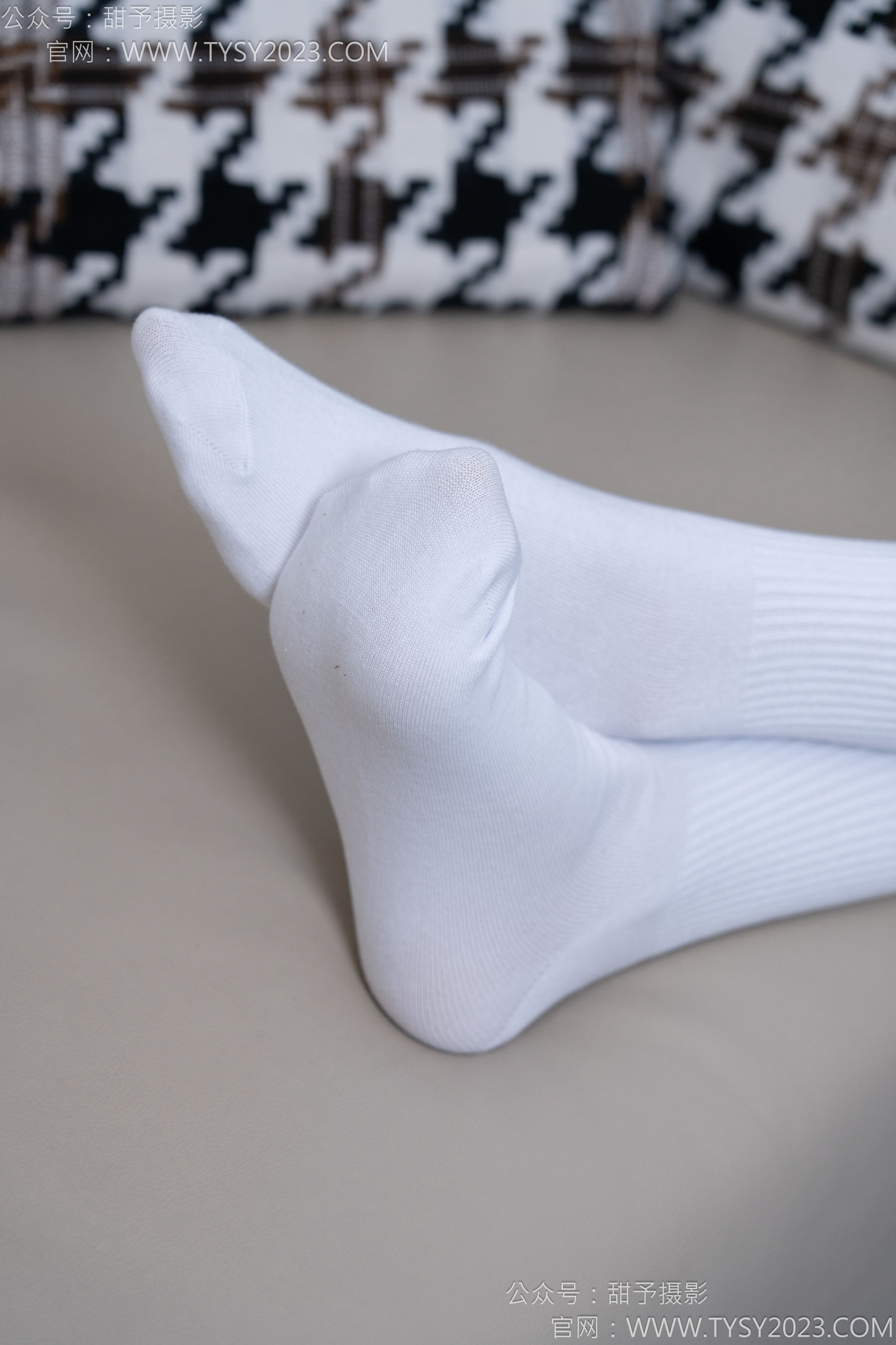 甜予摄影 No.185 珞珞 - 皮鞋、白棉袜、厚肉丝/(130P)