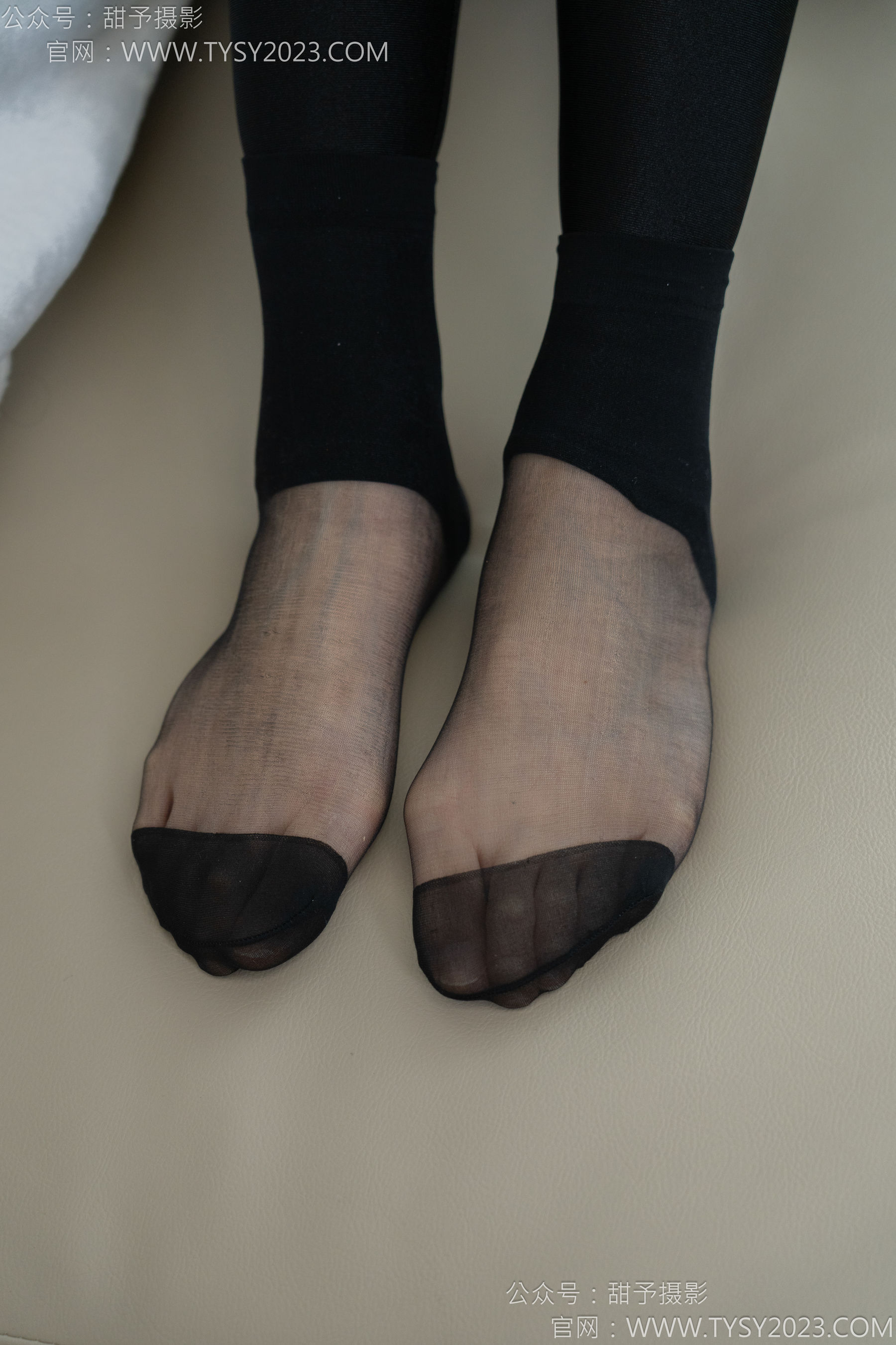 甜予摄影 No.158 梦梦 - 高跟鞋、短肉丝、短黑丝、裸足/(130P)