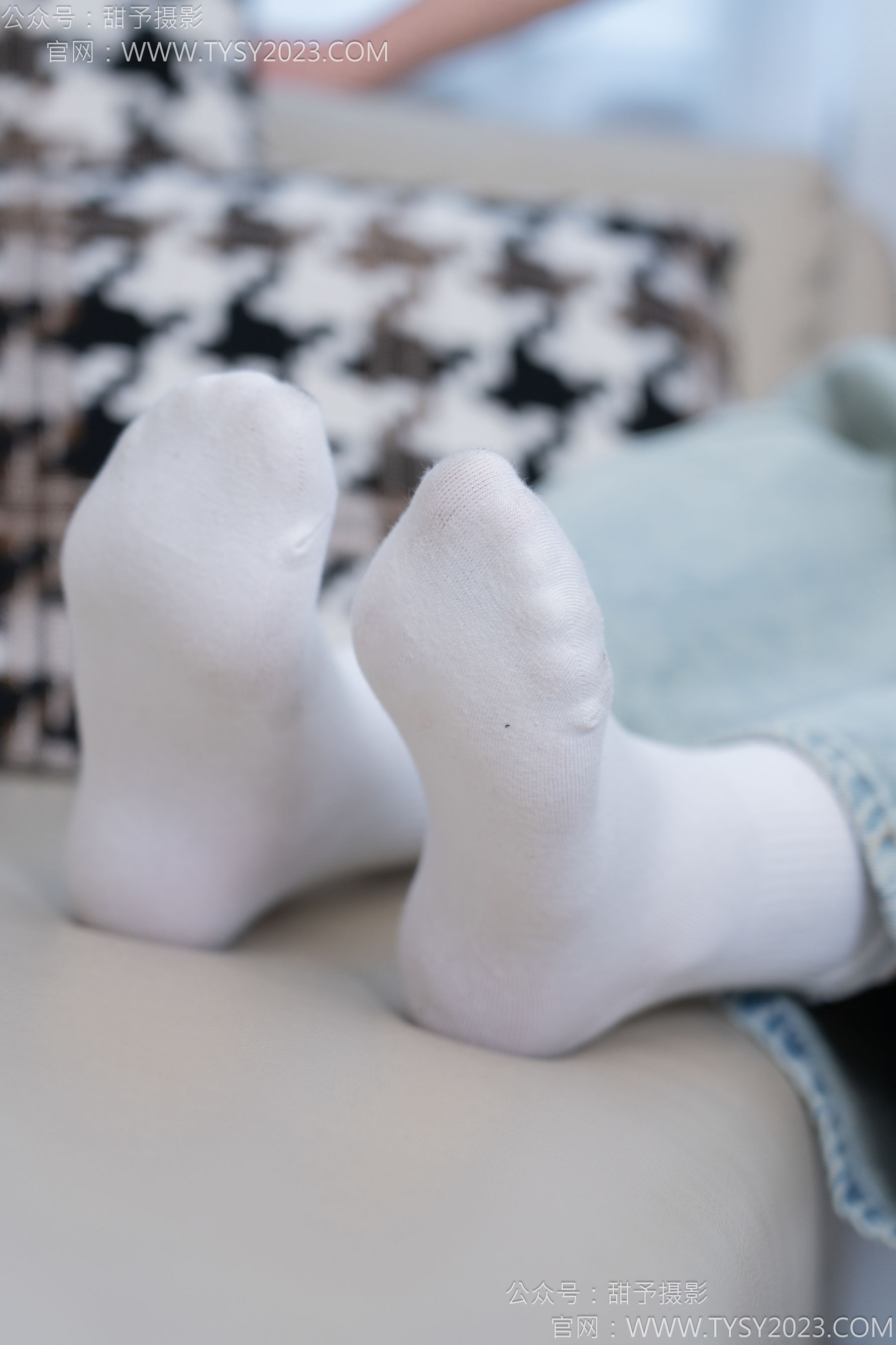 甜予摄影 No.162 知知 - 皮鞋、白棉袜、裸足/(125P)