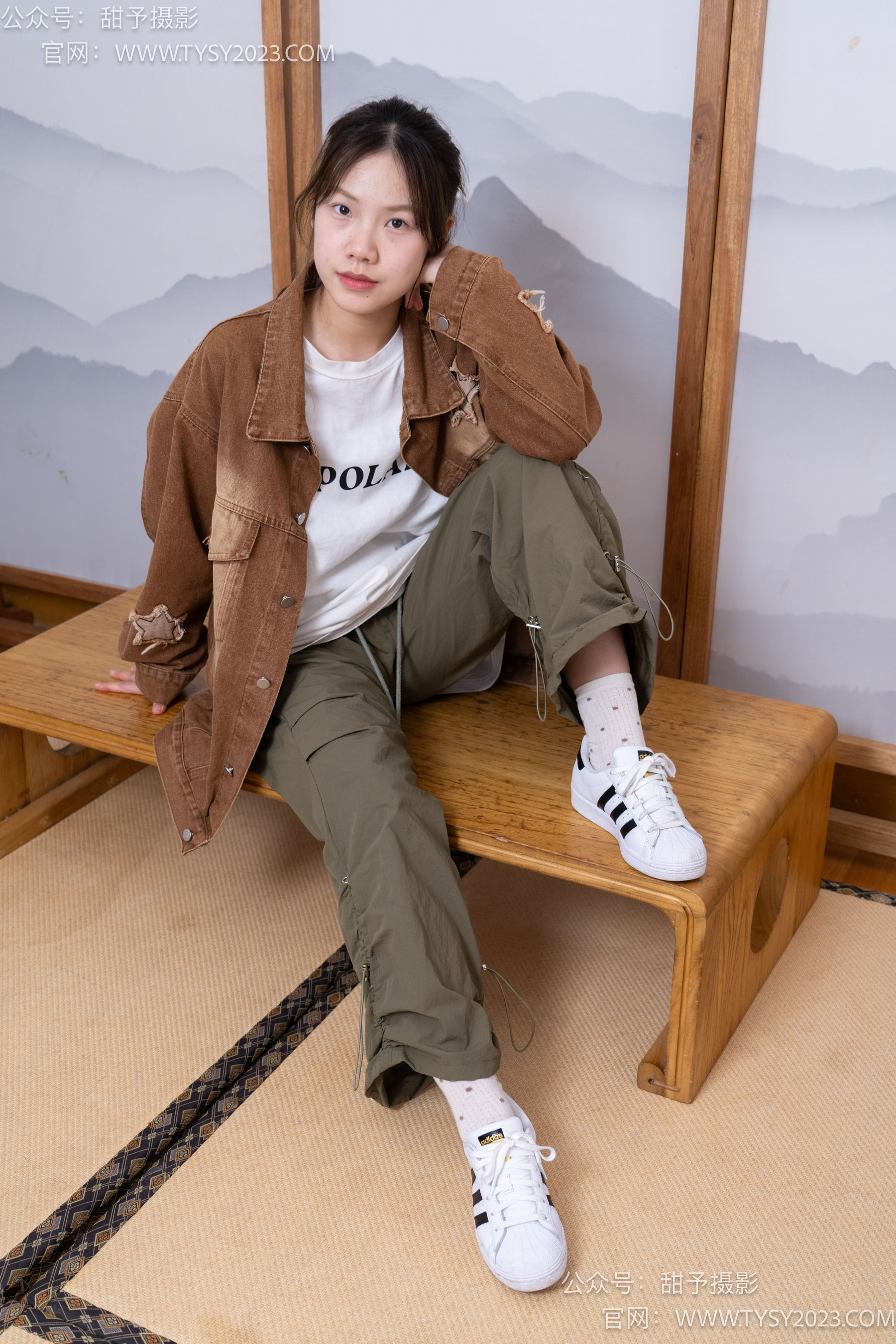 甜予摄影 No.161 双双 - 板鞋、白棉袜、裸足/(130P)