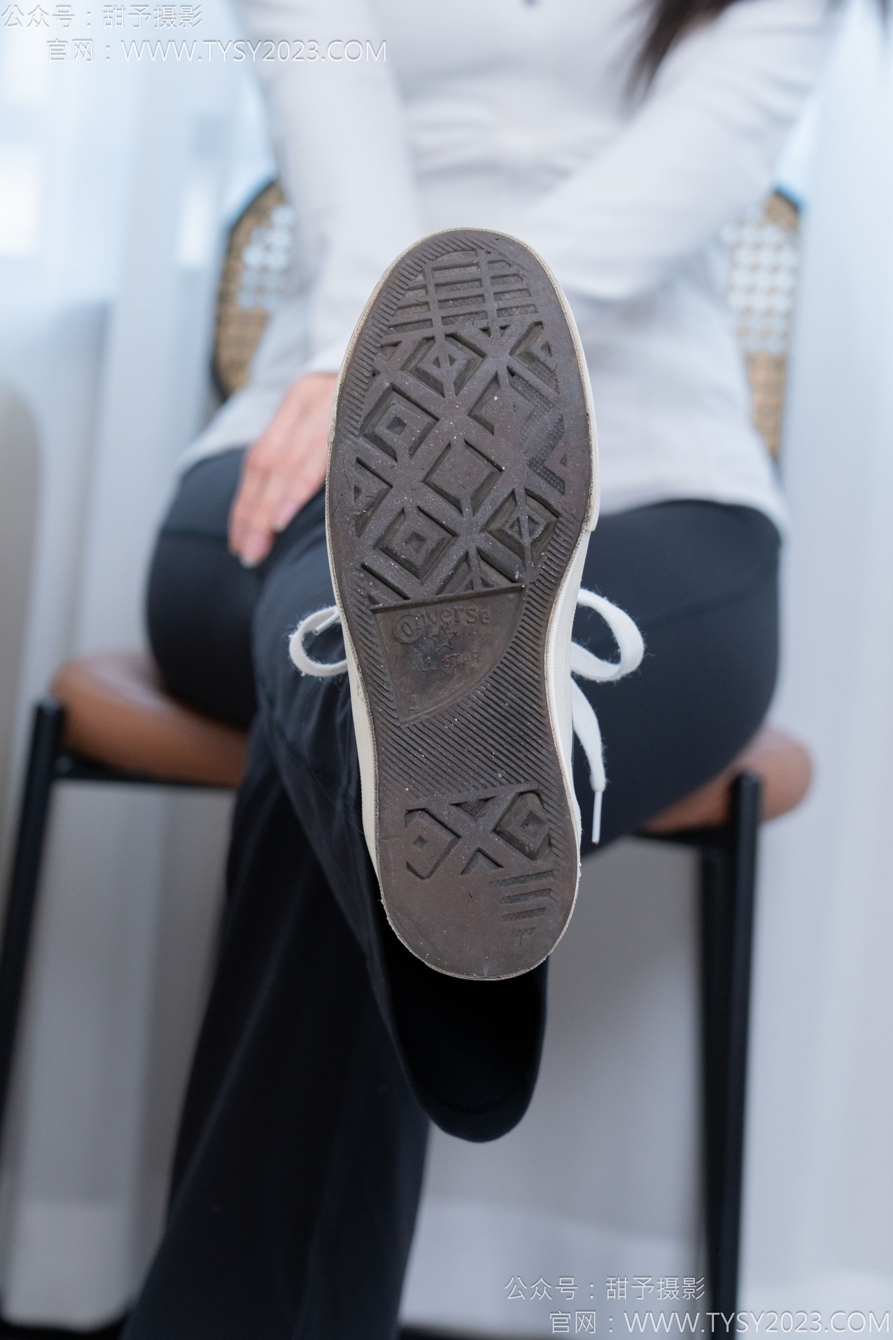 甜予摄影 No.169 贝壳 - 帆布鞋、白棉袜、裸足/(130P)