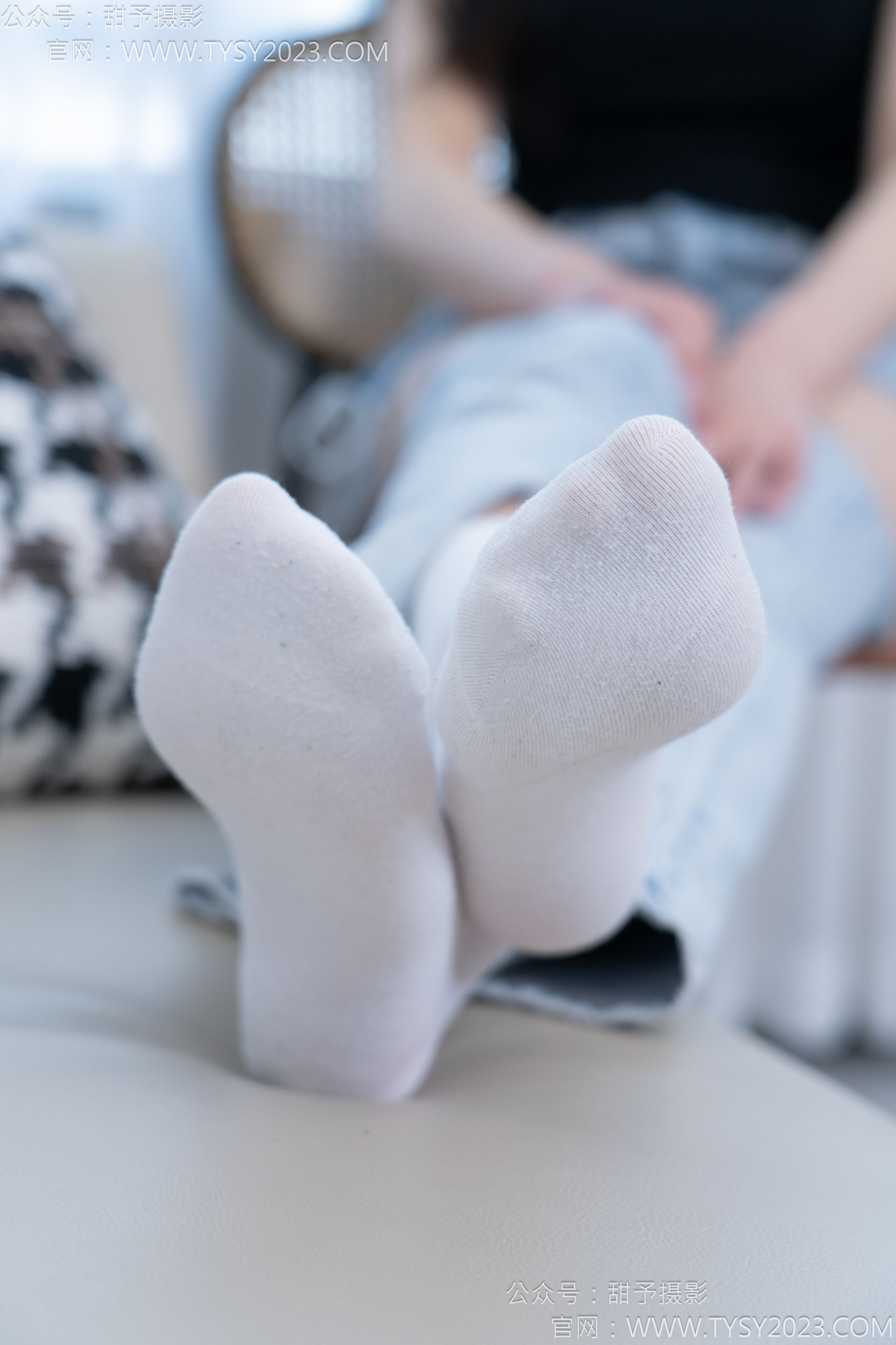 甜予摄影 No.181 小容 - 板鞋、白棉袜、裸足/(130P)