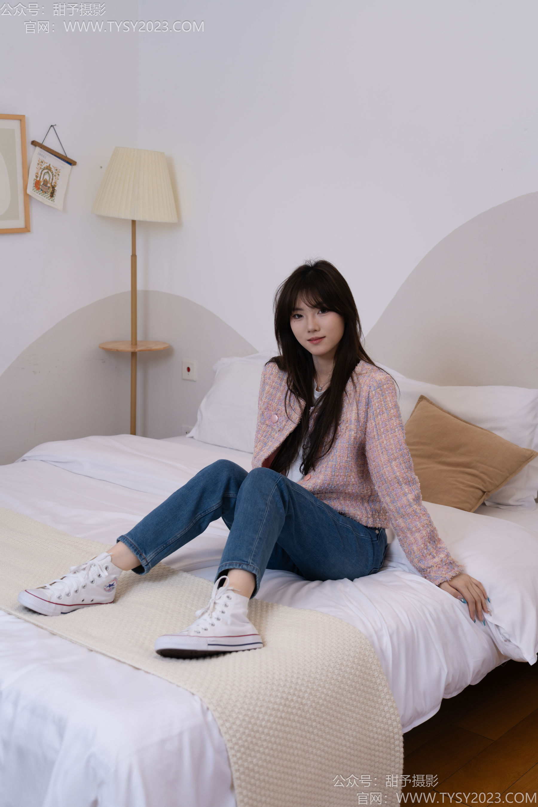 甜予摄影 No.189 璇璇 - 帆布鞋、裸足、抖腿剧情/(134P)
