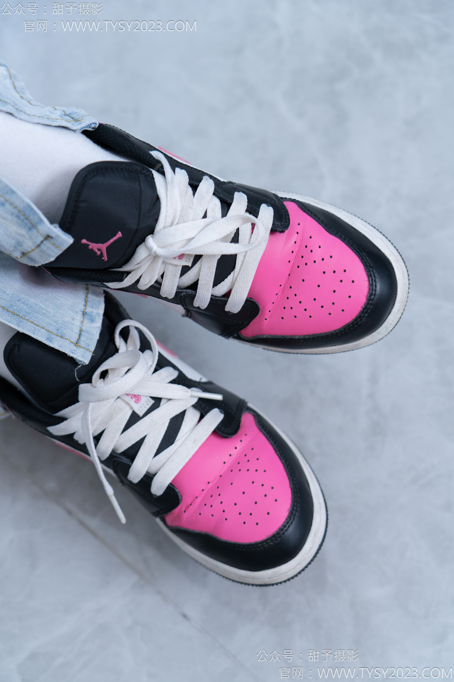 甜予摄影 No.181 小容 - 板鞋、白棉袜、裸足/(130P)