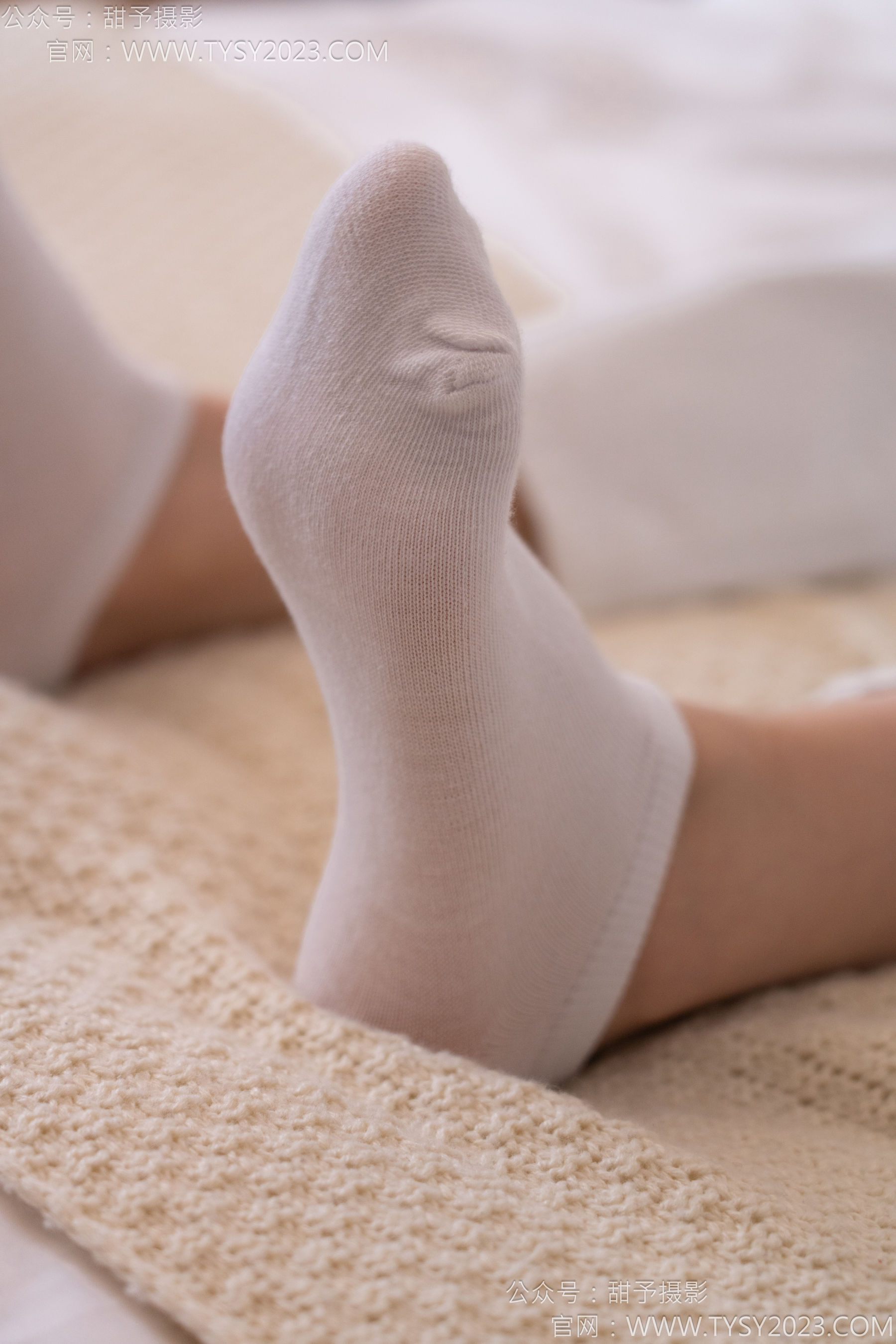 甜予摄影 No.171 璇璇 - 帆布鞋、白棉袜、抖腿剧情/(151P)