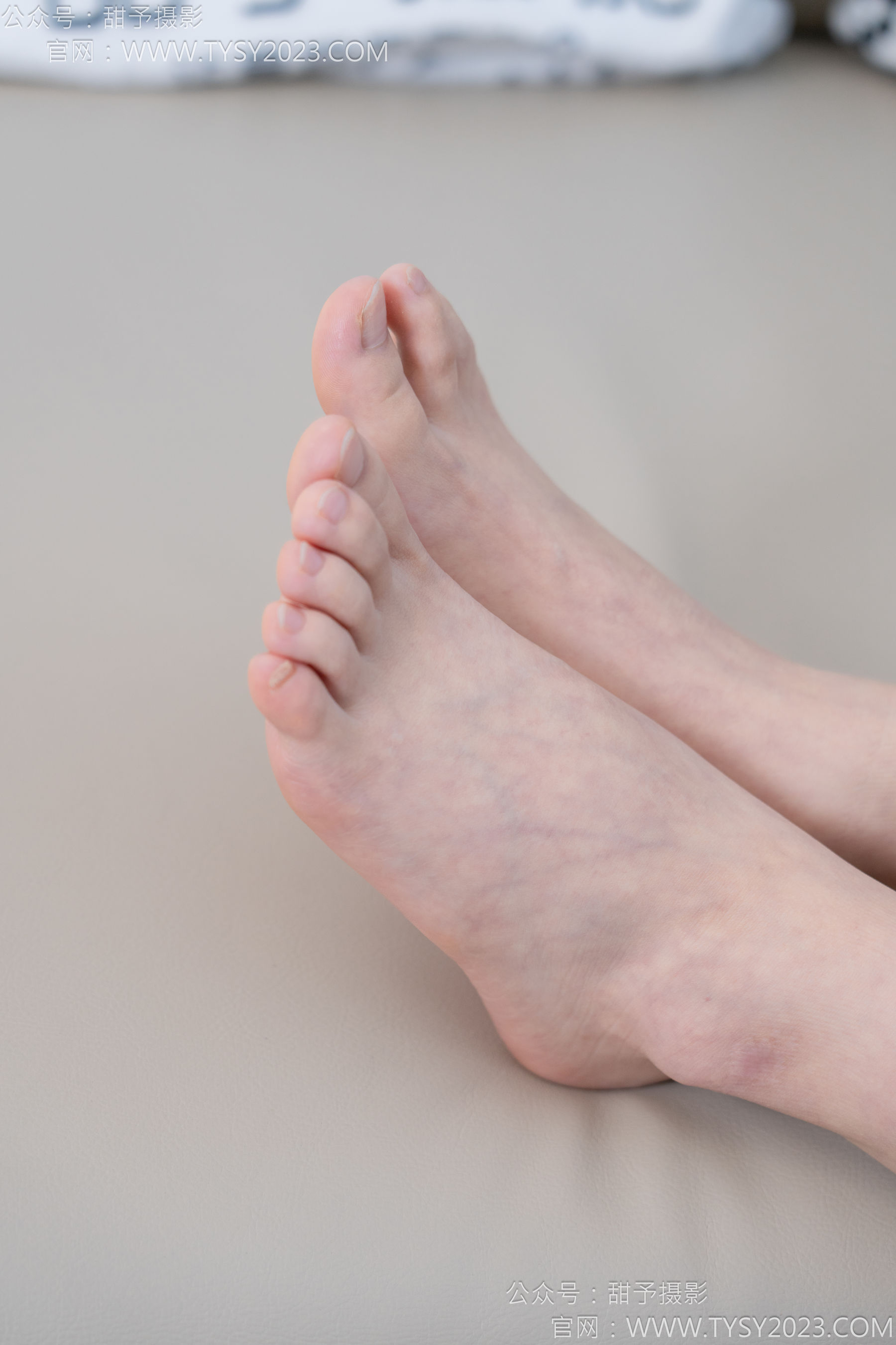 甜予摄影 No.165 贝壳 - 板鞋、白棉袜、裸足/(130P)