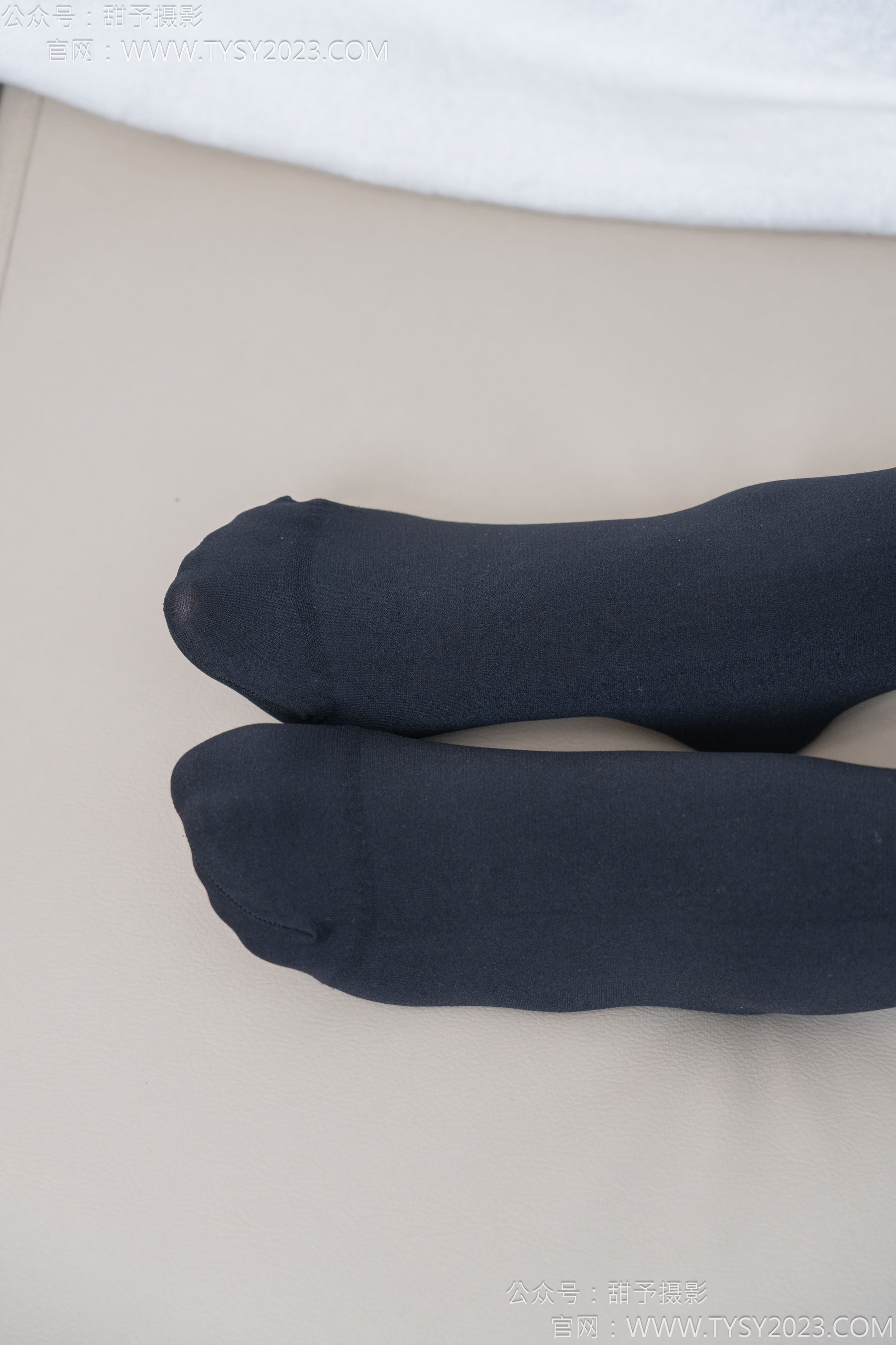 甜予摄影 No.187 知知 - 高跟鞋、厚黑丝/(127P)