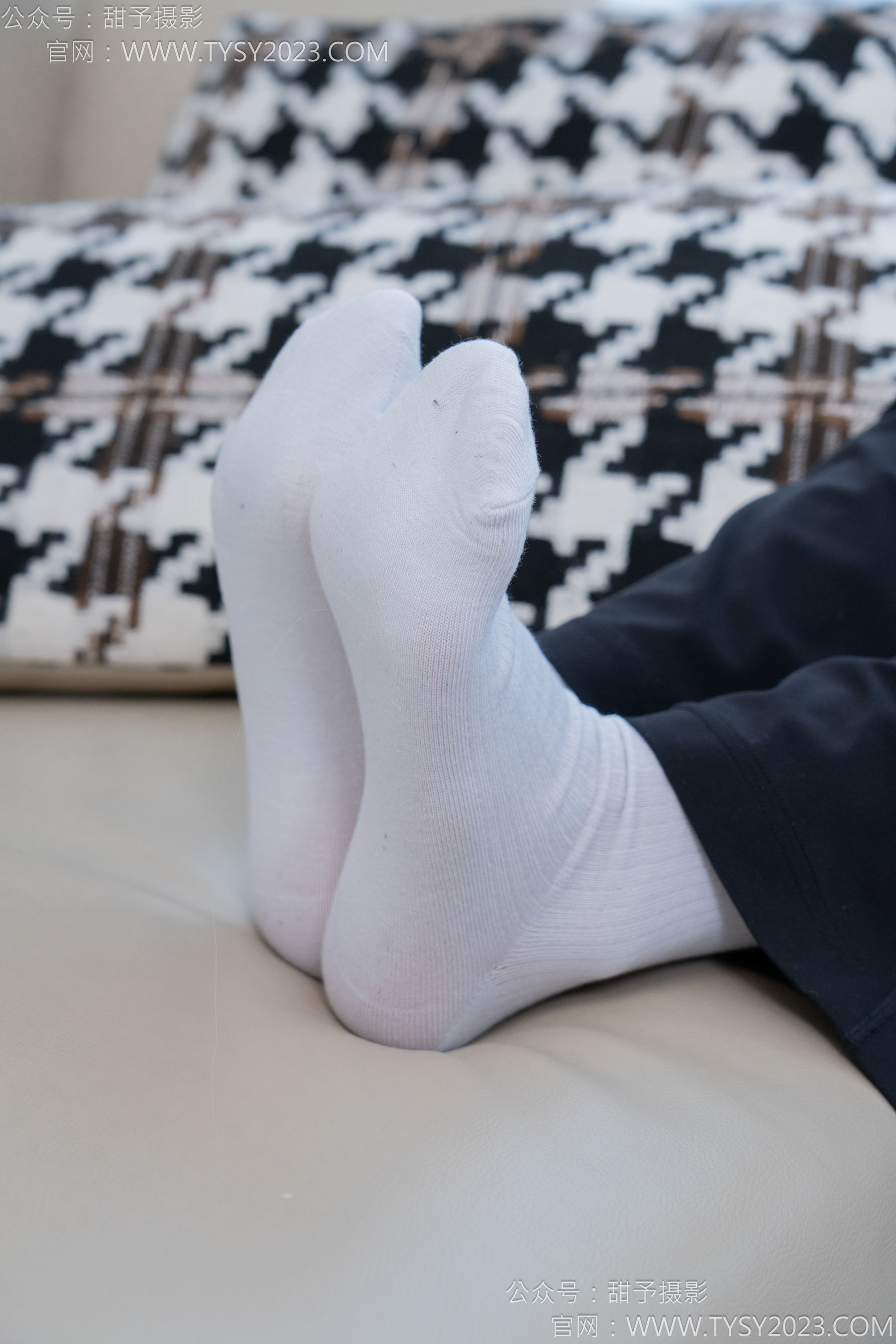 甜予摄影 No.169 贝壳 - 帆布鞋、白棉袜、裸足/(130P)