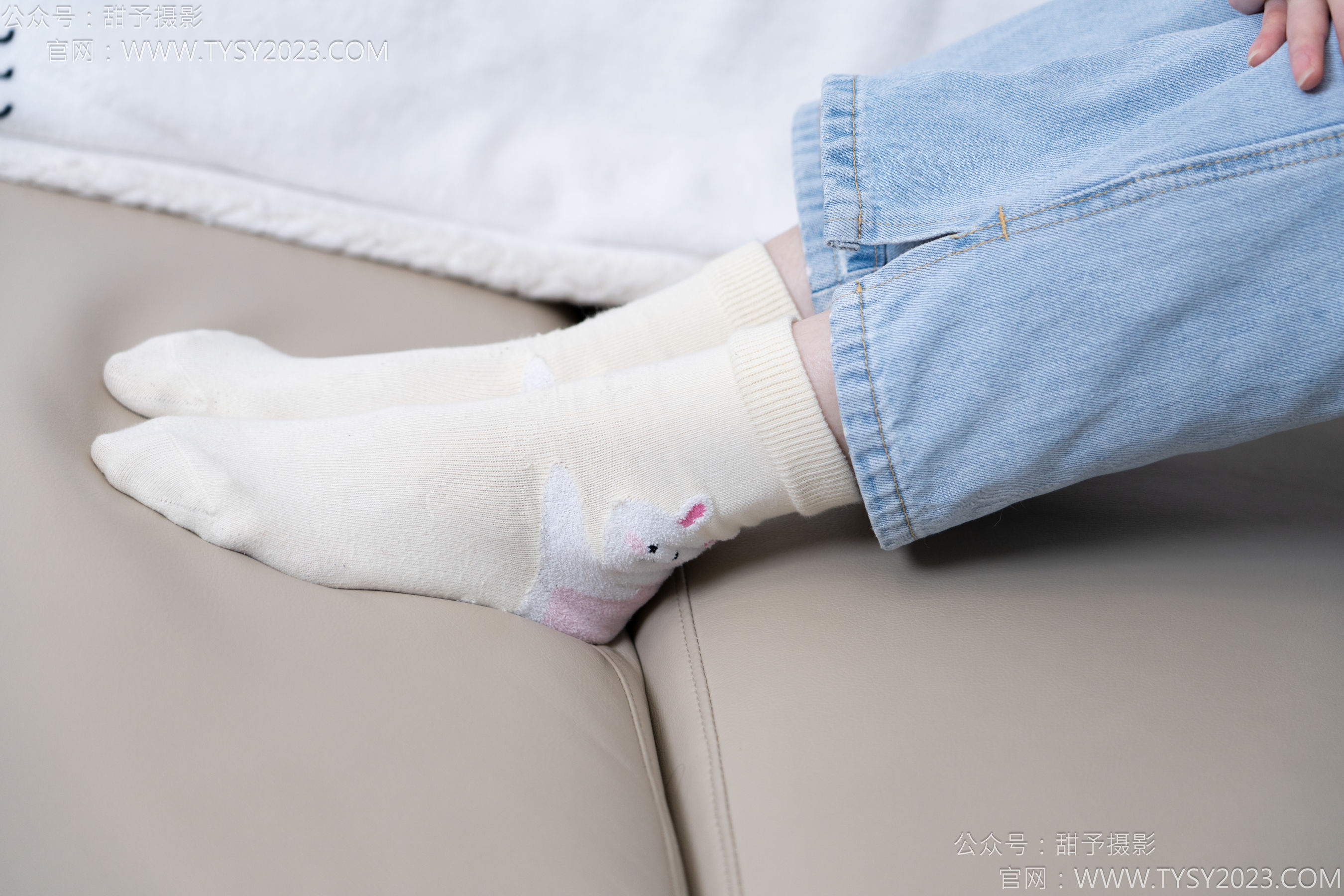 甜予摄影 No.160 番茄 - 板鞋、印花棉袜、裸足/(125P)