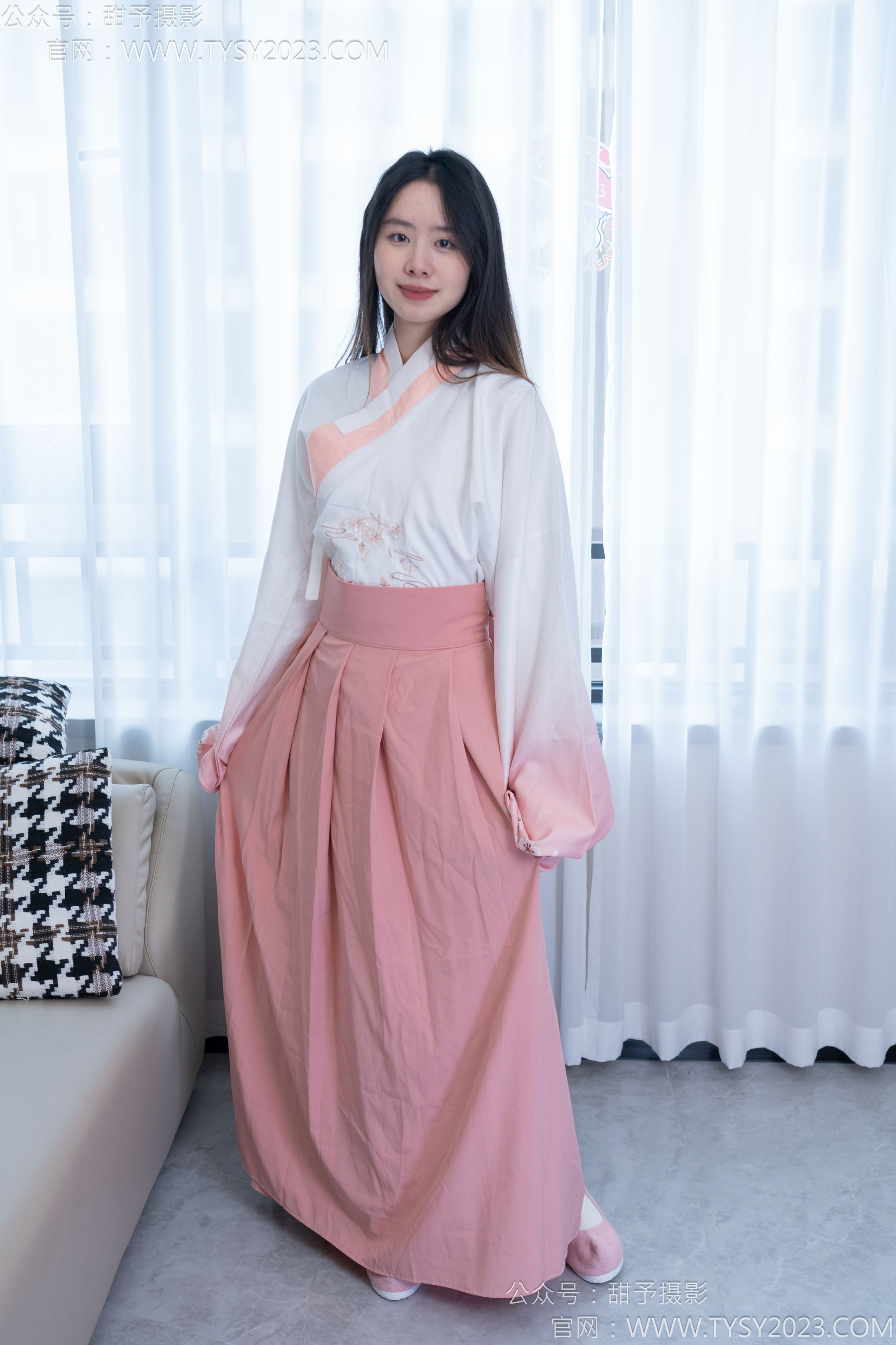 甜予摄影 No.183 知知 - 布鞋、白棉袜、裸足/(148P)