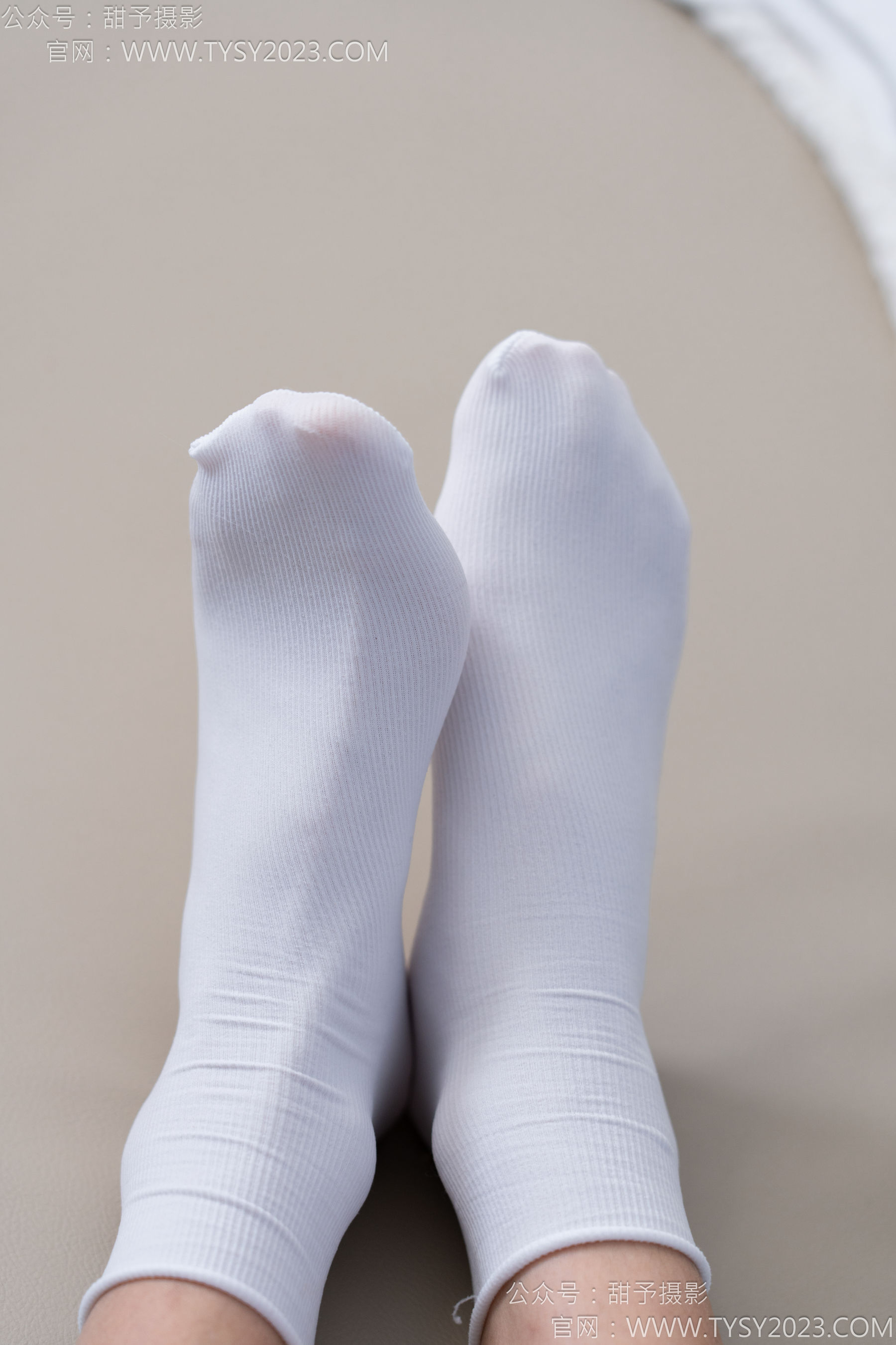 甜予摄影 No.186 娃娃 - 帆布鞋、白棉袜、裸足/(129P)