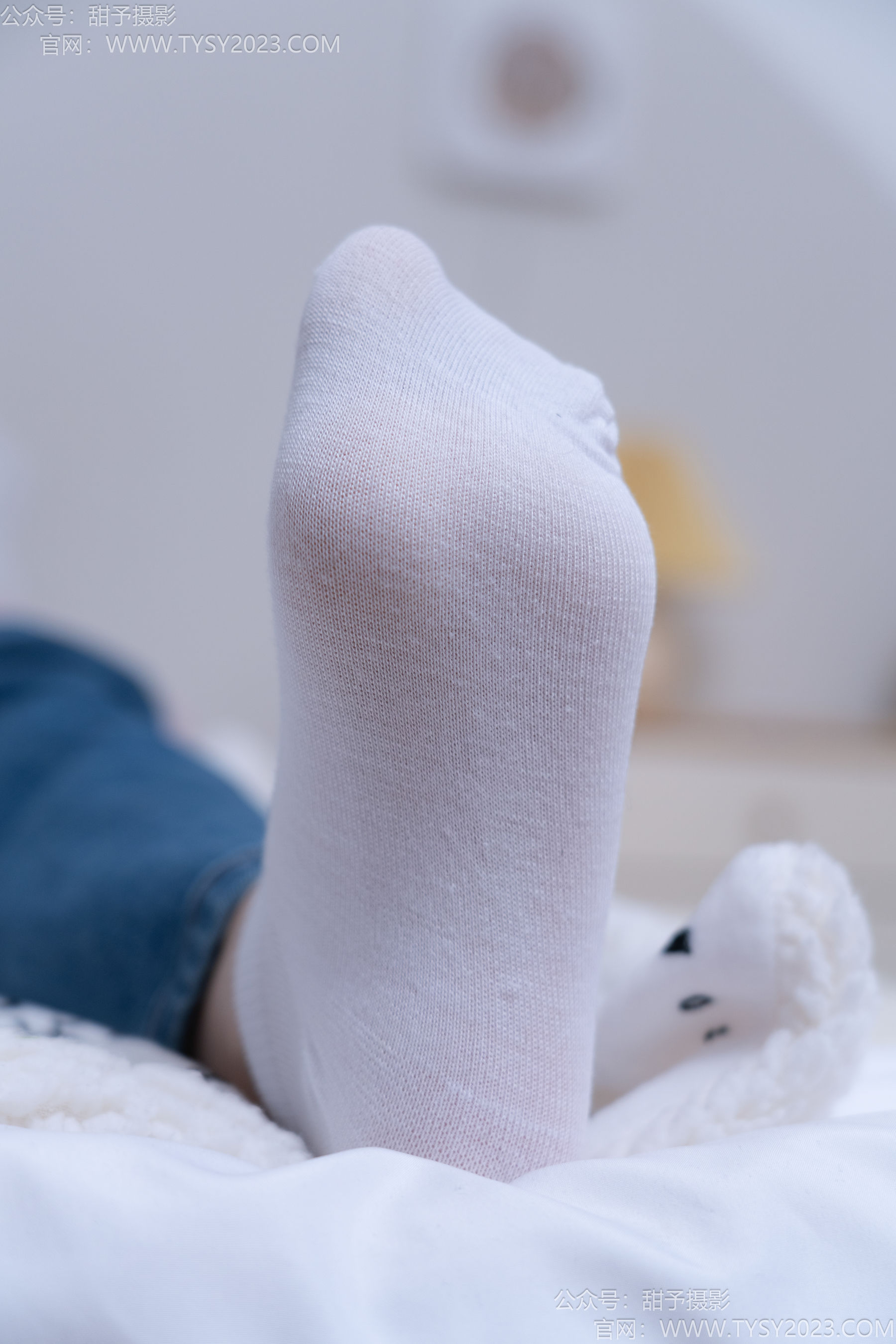 甜予摄影 No.189 璇璇 - 帆布鞋、裸足、抖腿剧情/(134P)