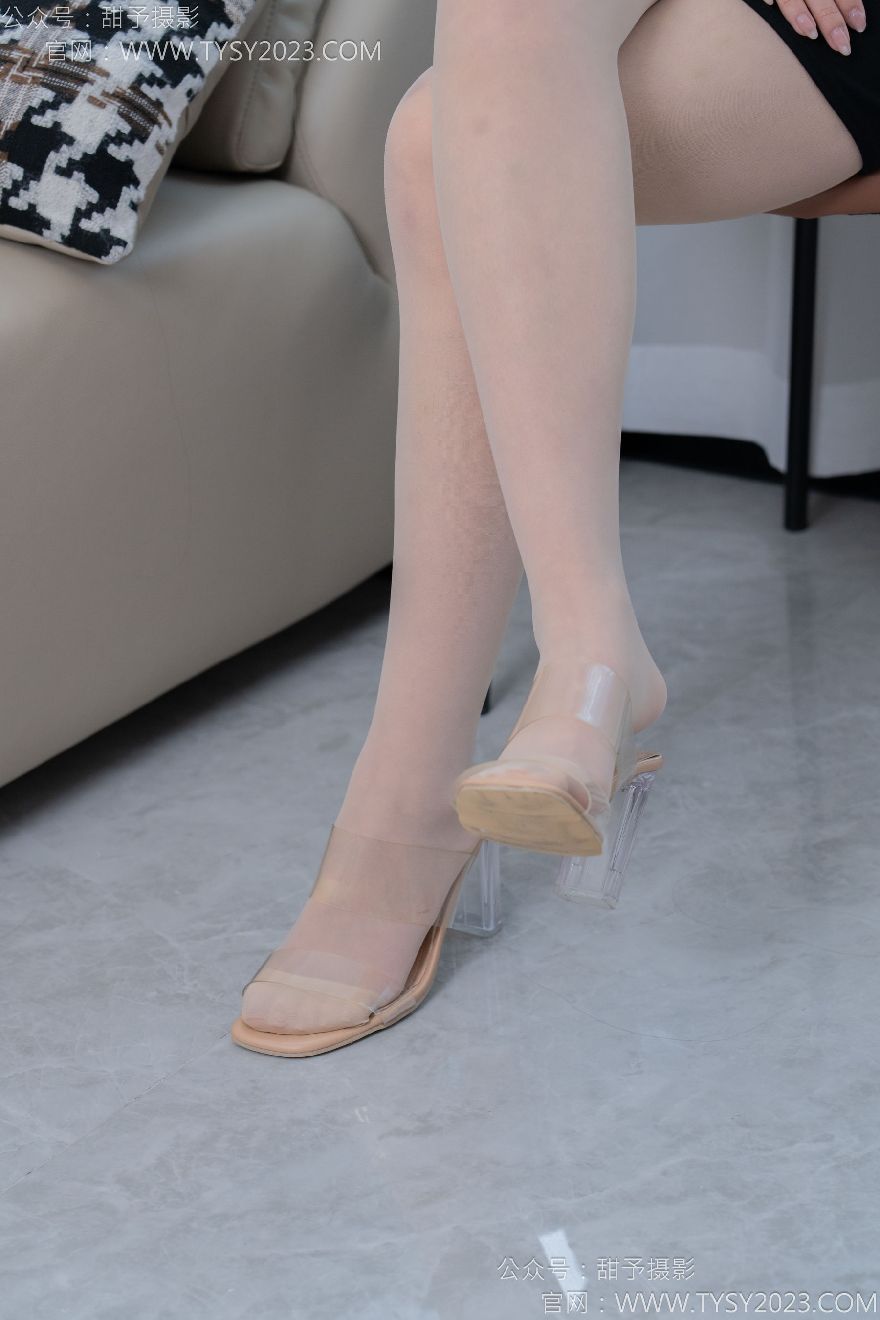 甜予摄影 No.188 贝壳 - 透明高跟、高跟鞋、薄肉丝、薄黑丝、裸足/(148P)