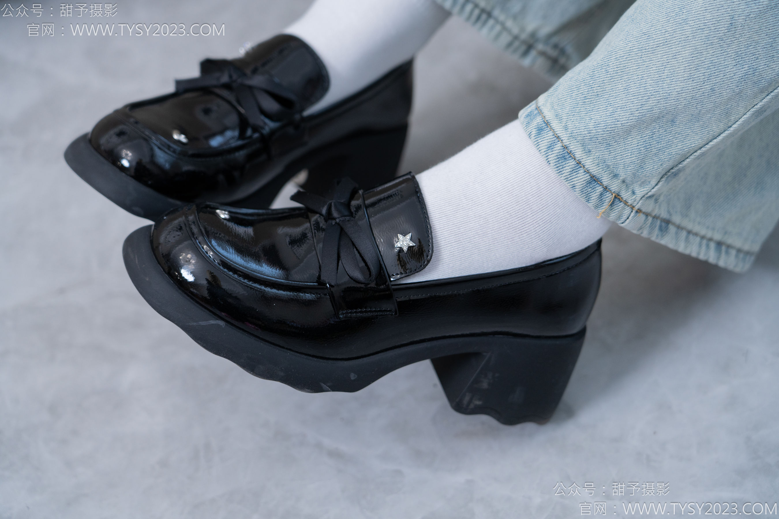 甜予摄影 No.162 知知 - 皮鞋、白棉袜、裸足/(125P)