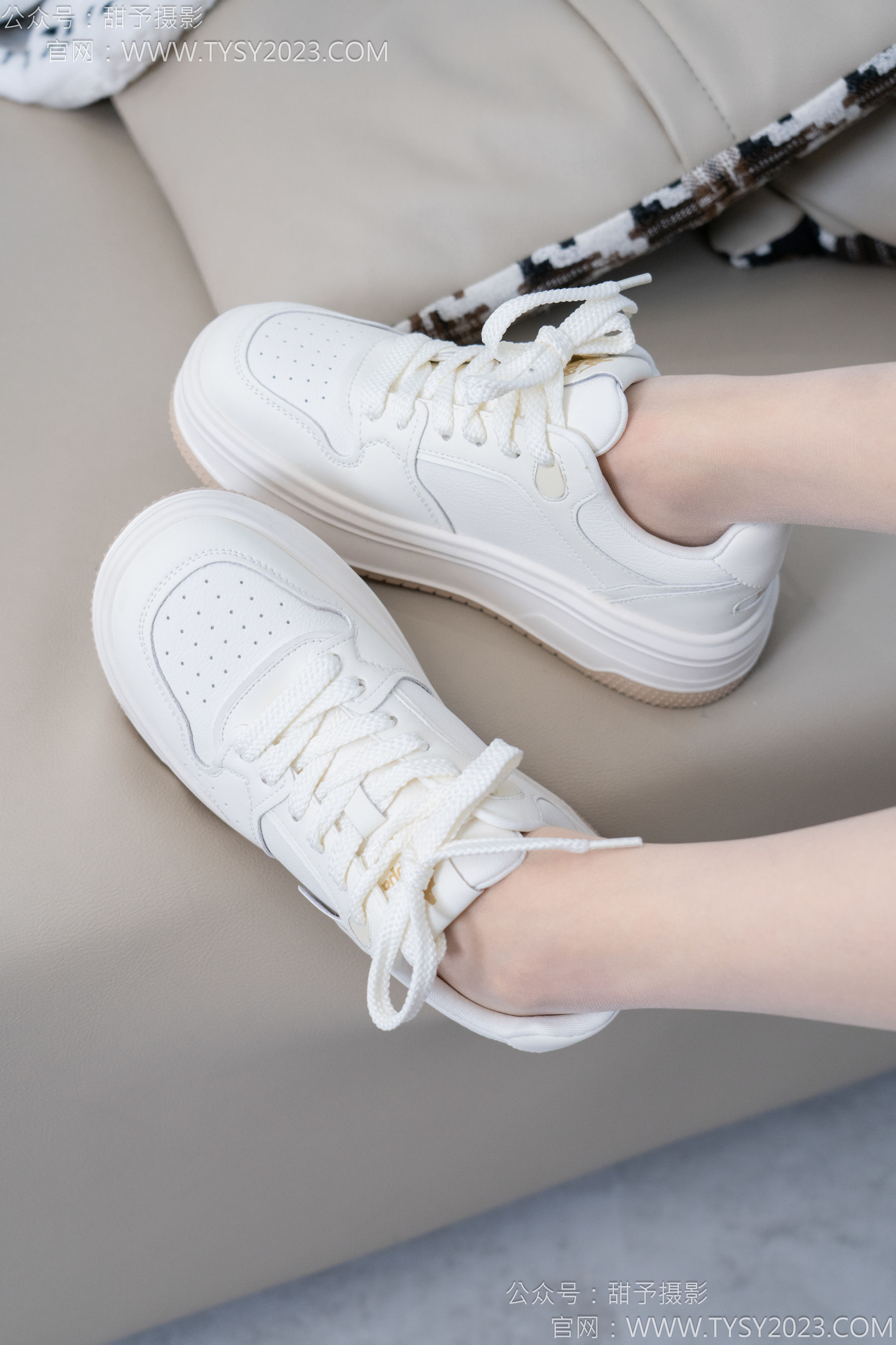 甜予摄影 No.184 澜澜 - 板鞋、薄肉丝/(125P)